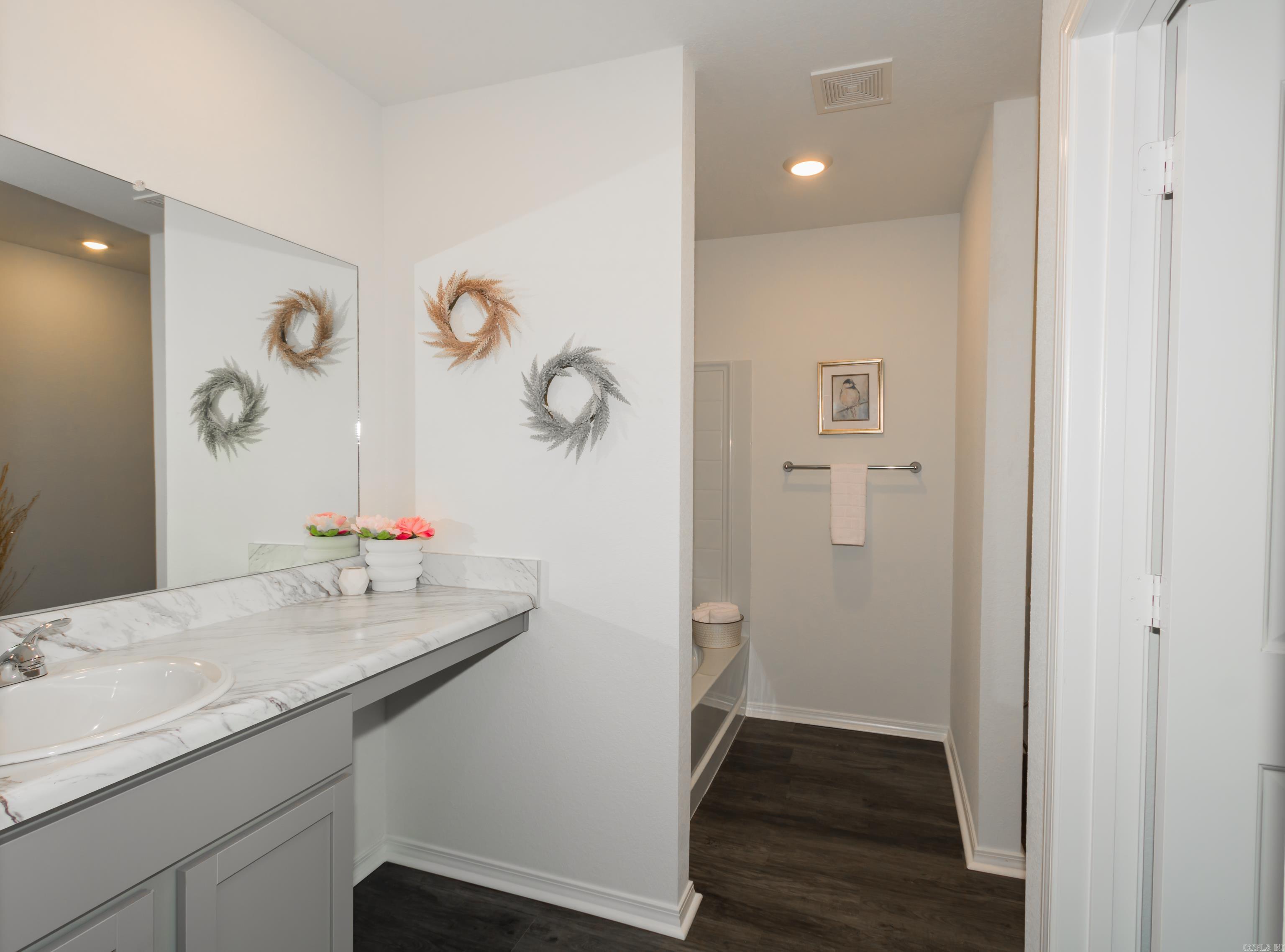 THE MEADOWS - Residential