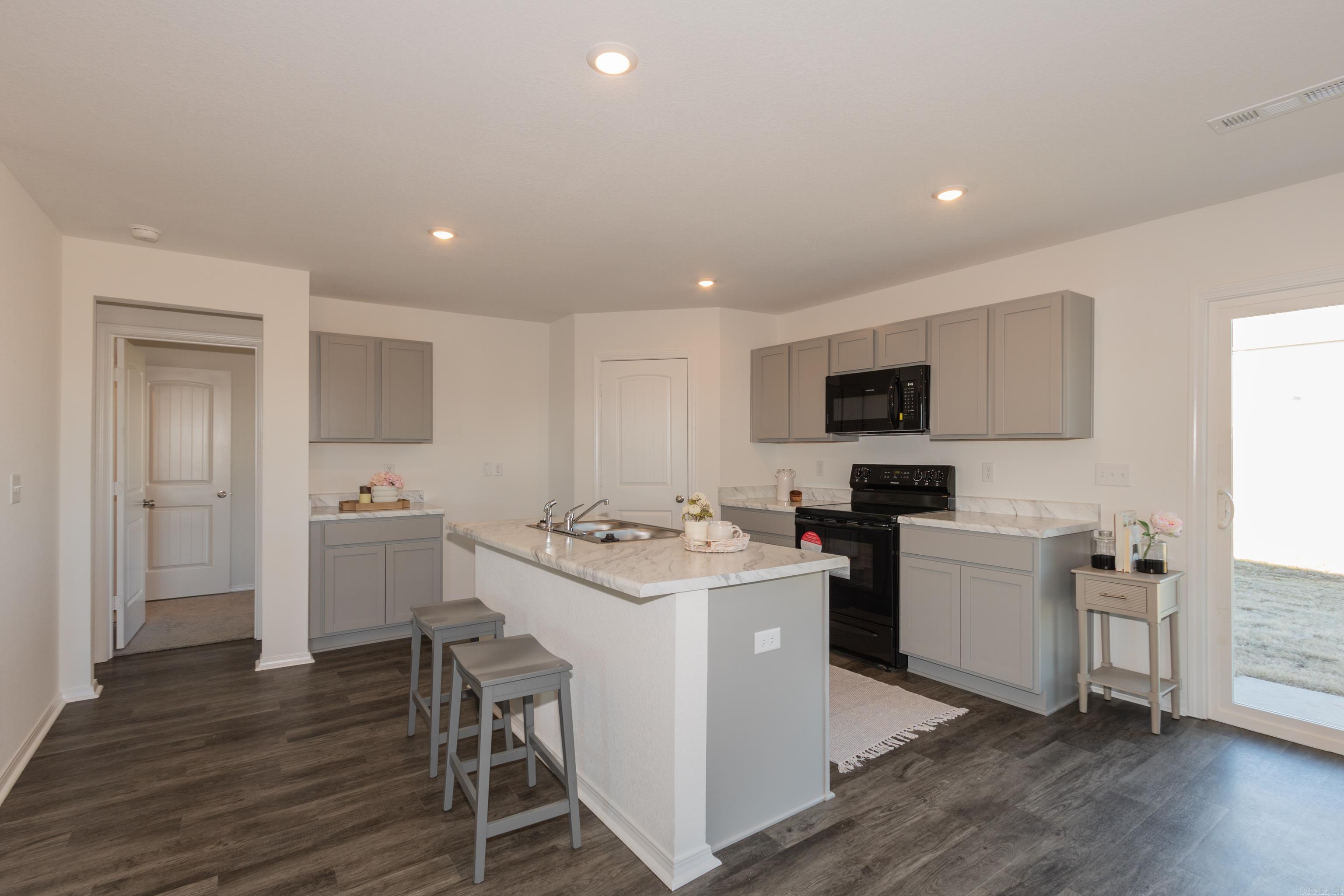 THE MEADOWS - Residential