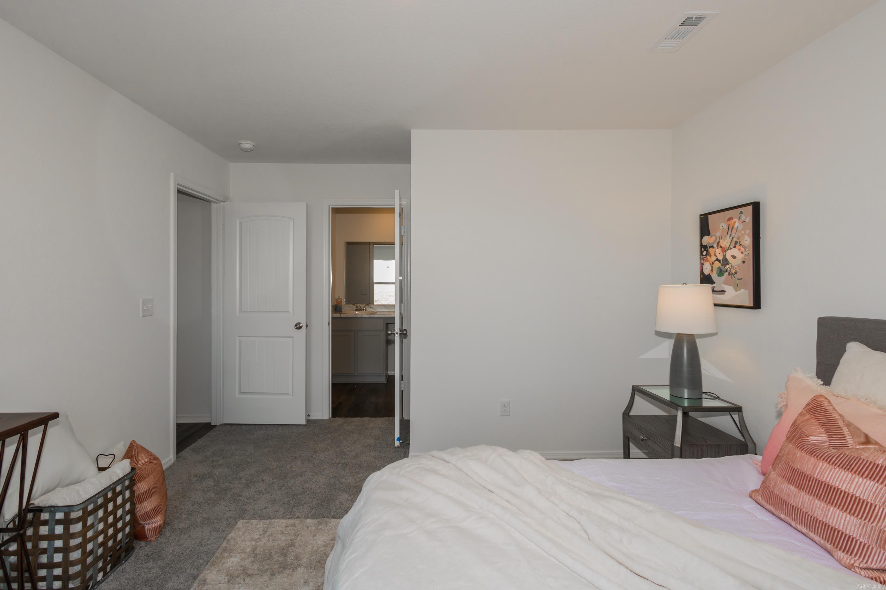 THE MEADOWS - Residential