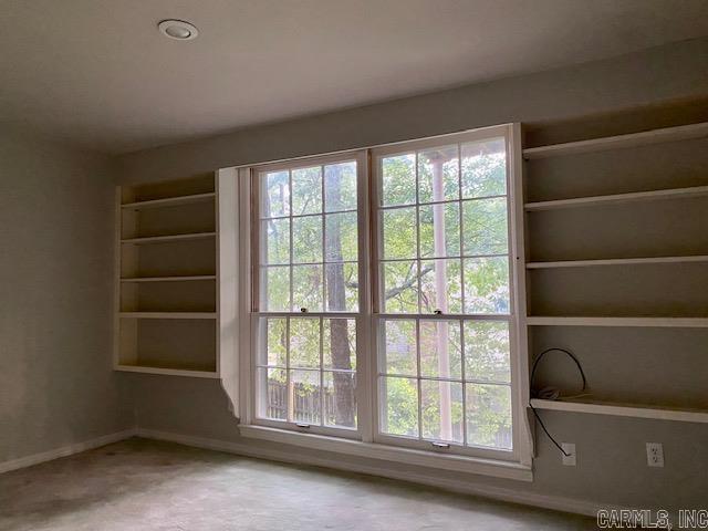 LEAWOOD MANOR - Residential