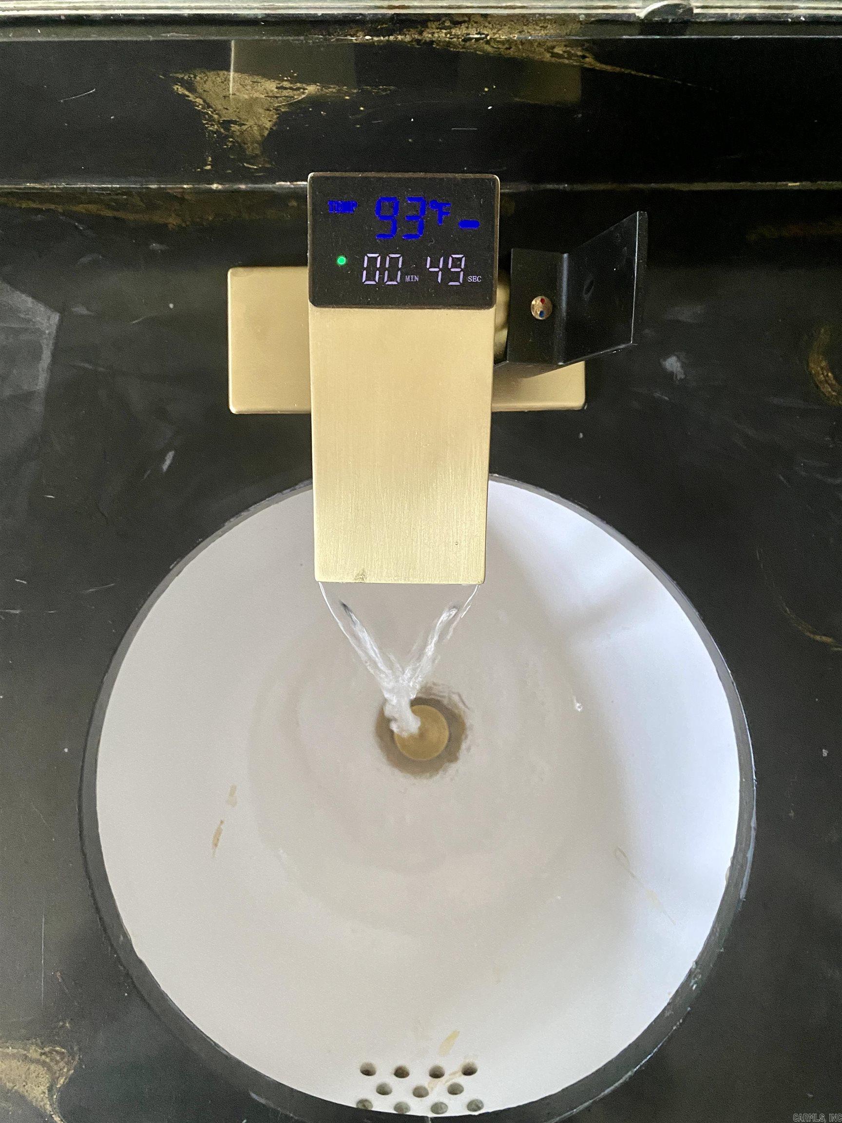 LEAWOOD MANOR - Residential