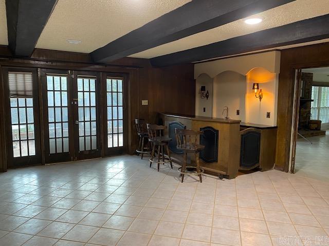 LEAWOOD MANOR - Residential