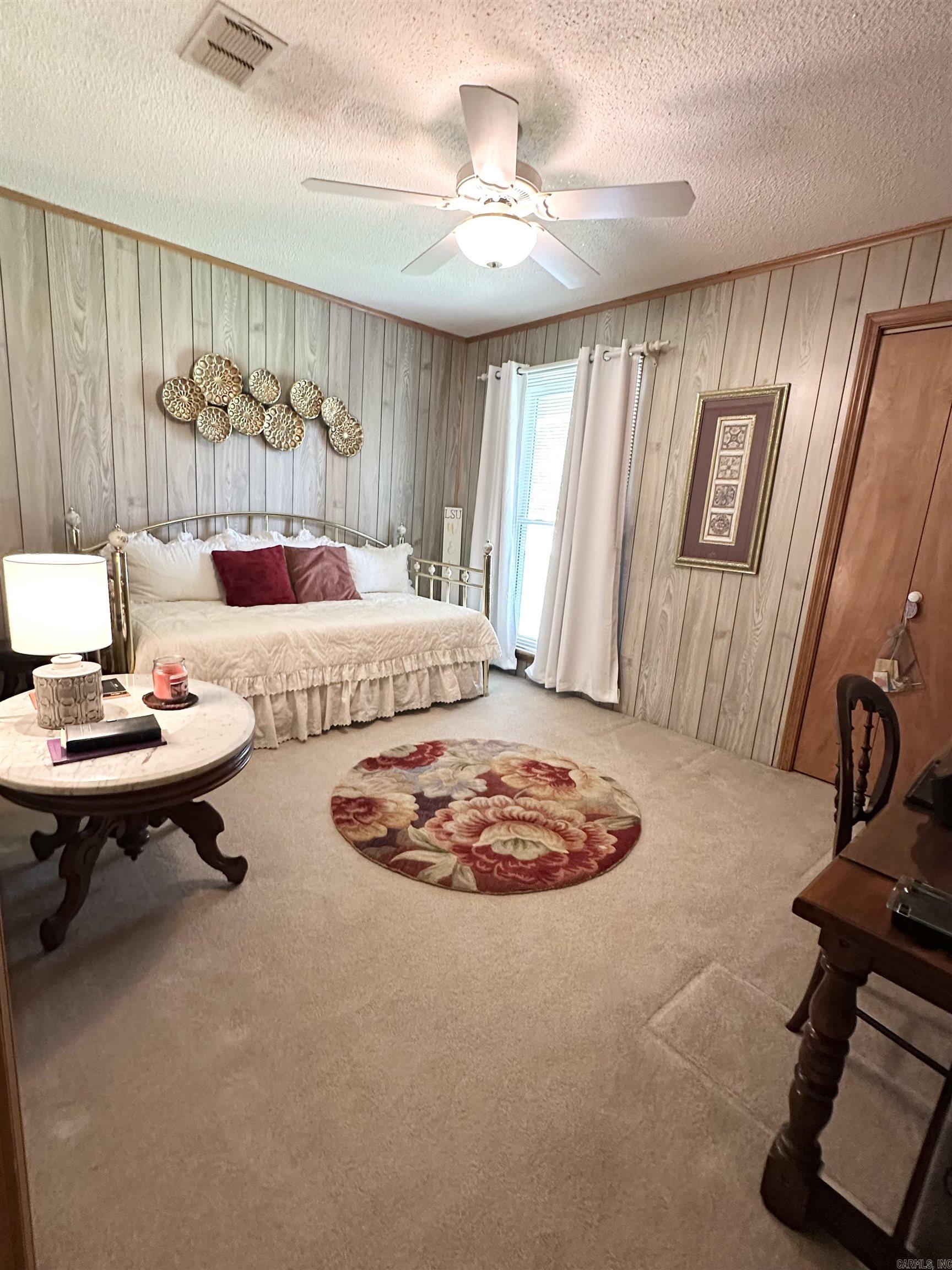CATHERINE SHORES - Residential