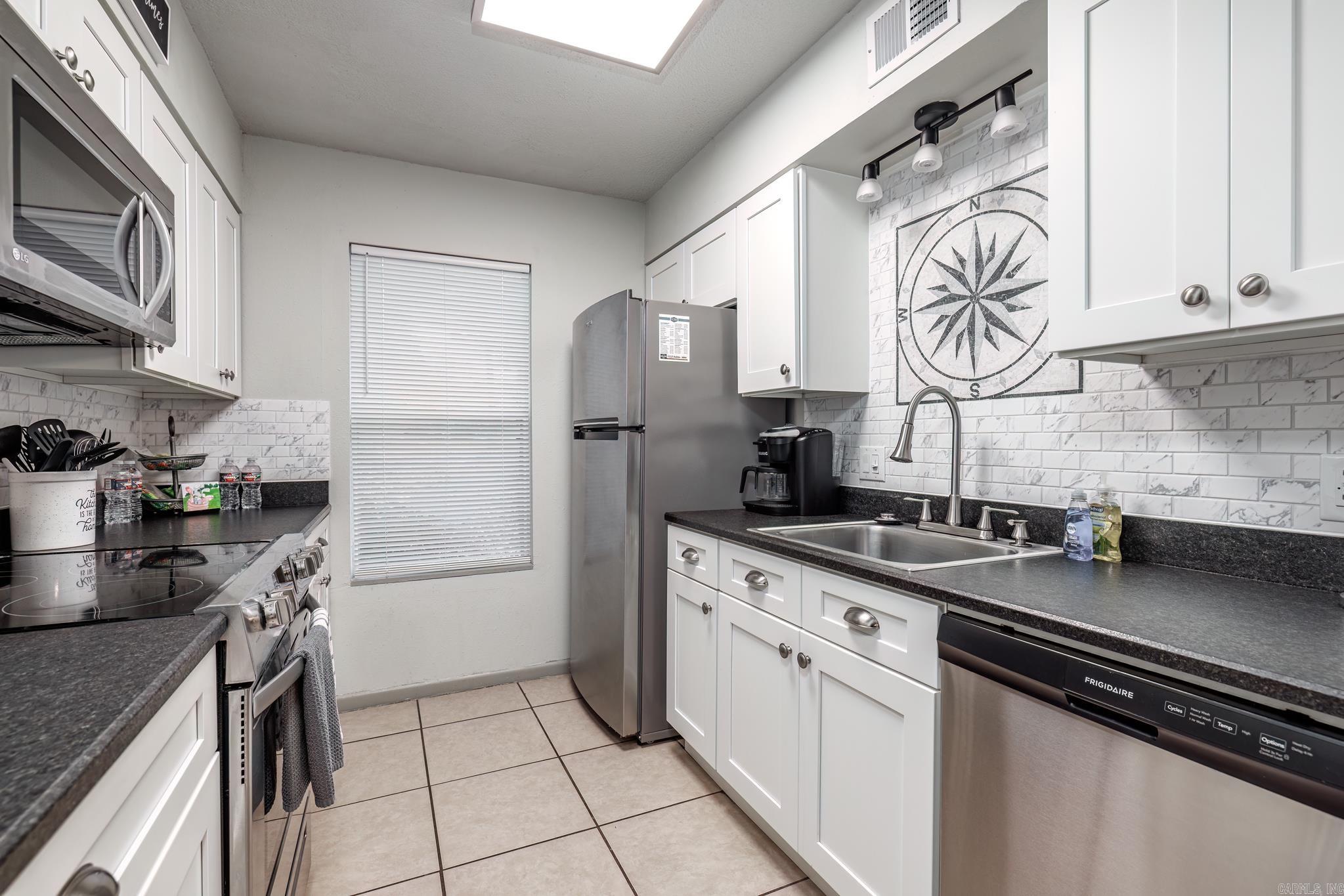 Desoto Courts Townhouse - Residential