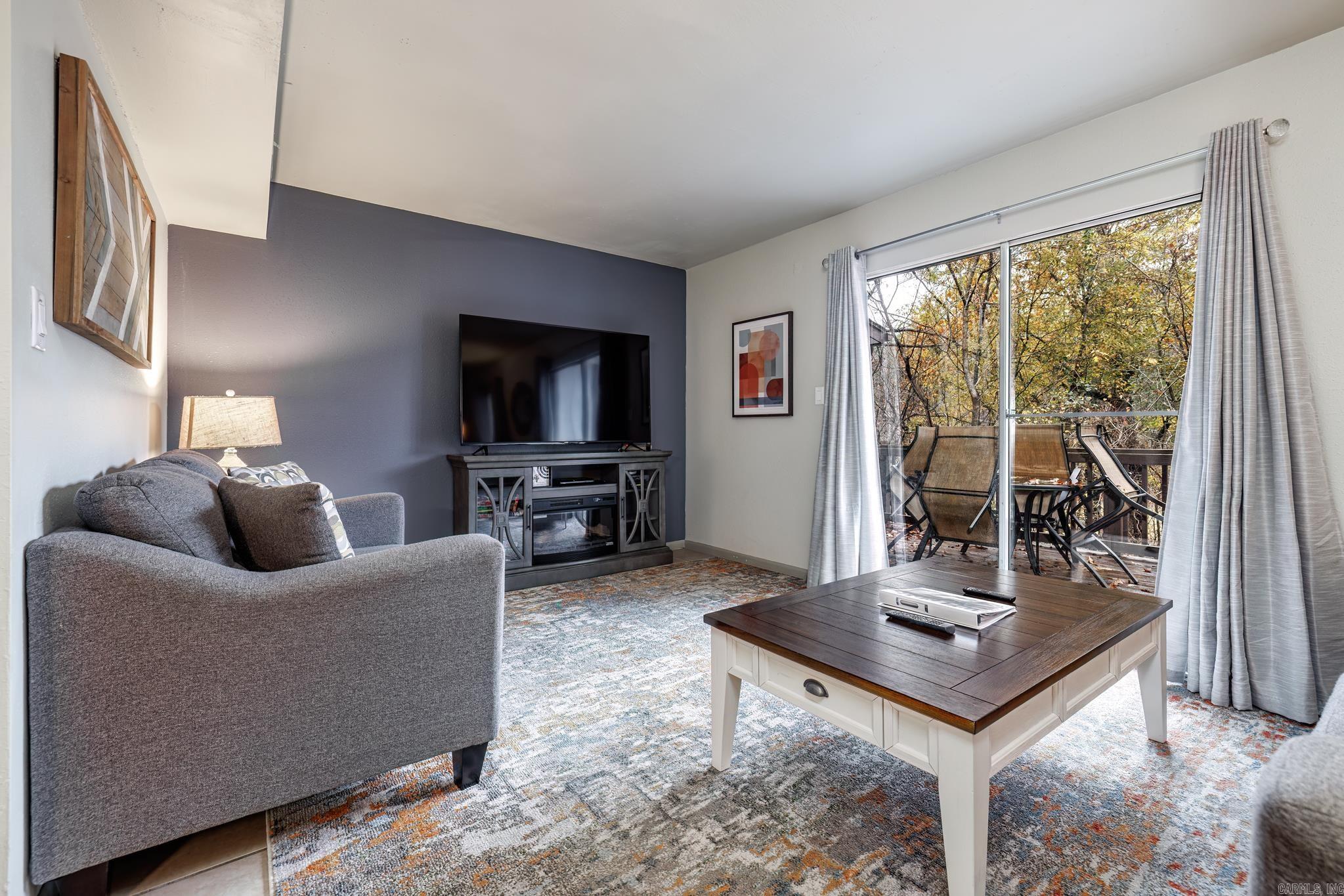 Desoto Courts Townhouse - Residential