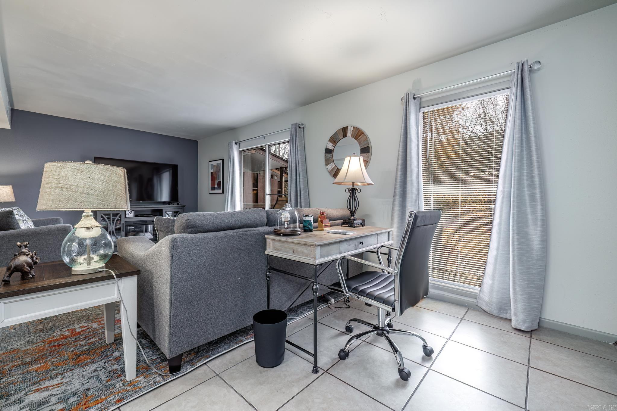 Desoto Courts Townhouse - Residential