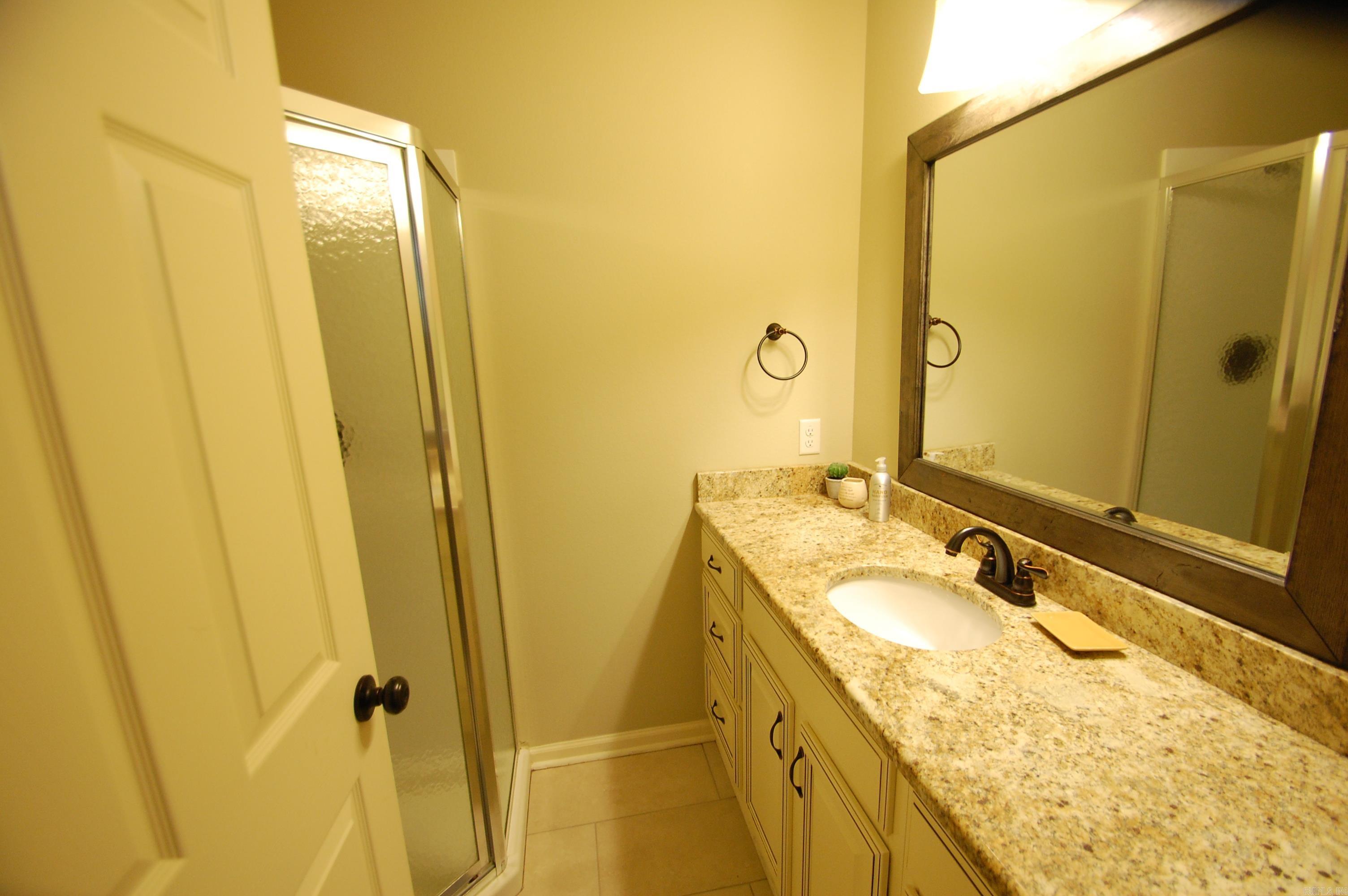 INDIANHEAD LAKES EST - Residential