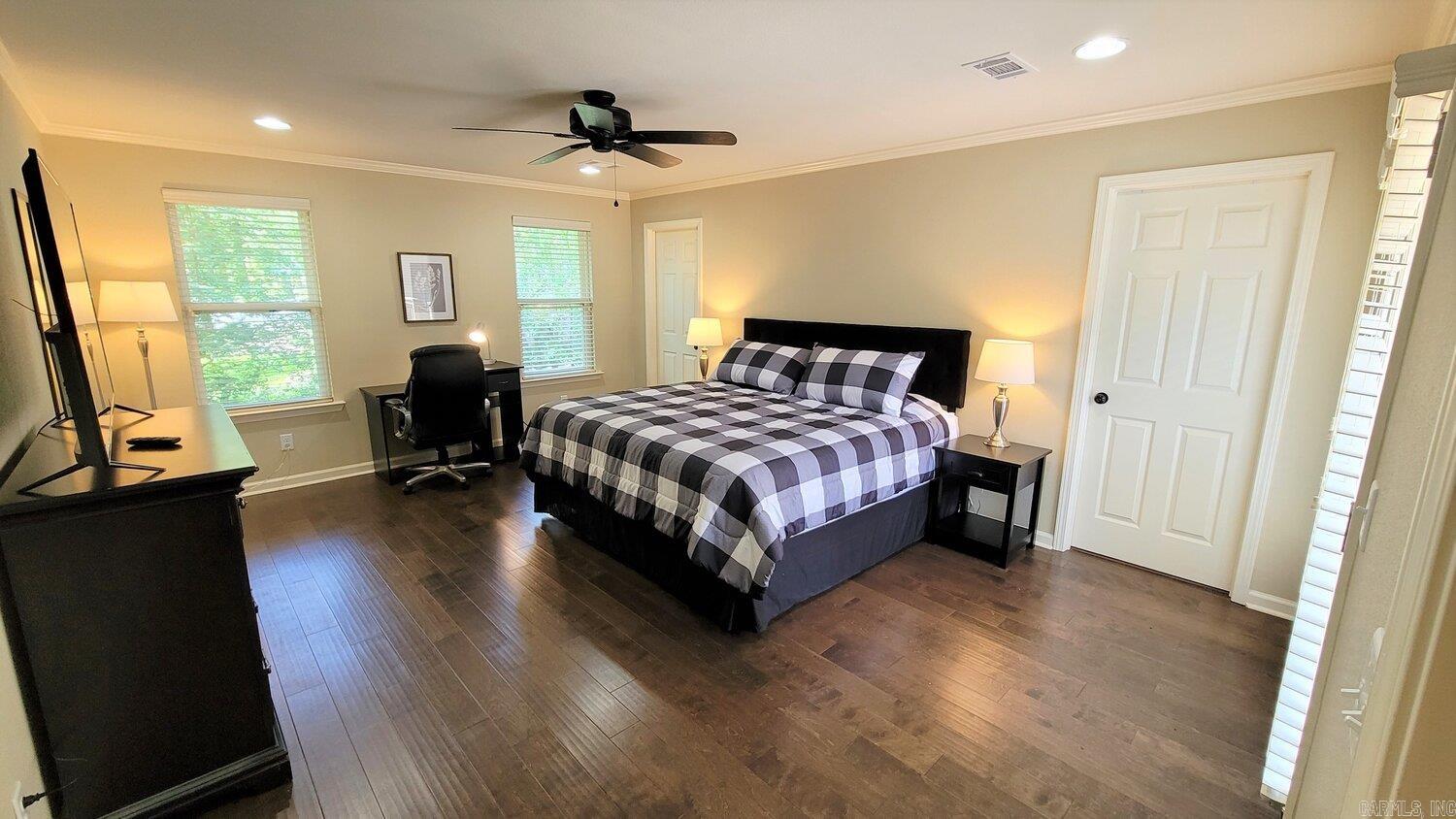 INDIANHEAD LAKES EST - Residential