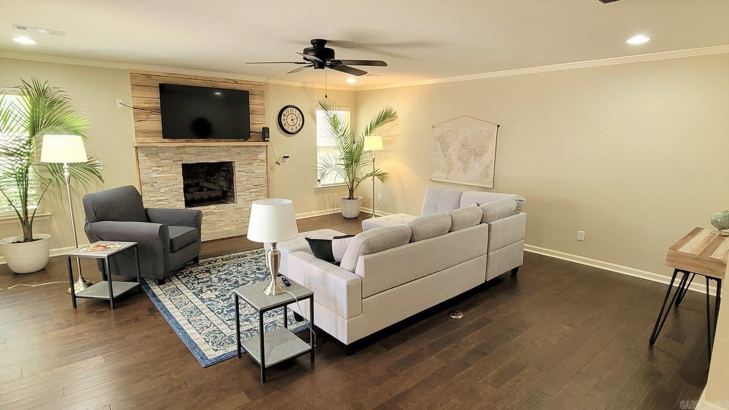 INDIANHEAD LAKES EST - Residential