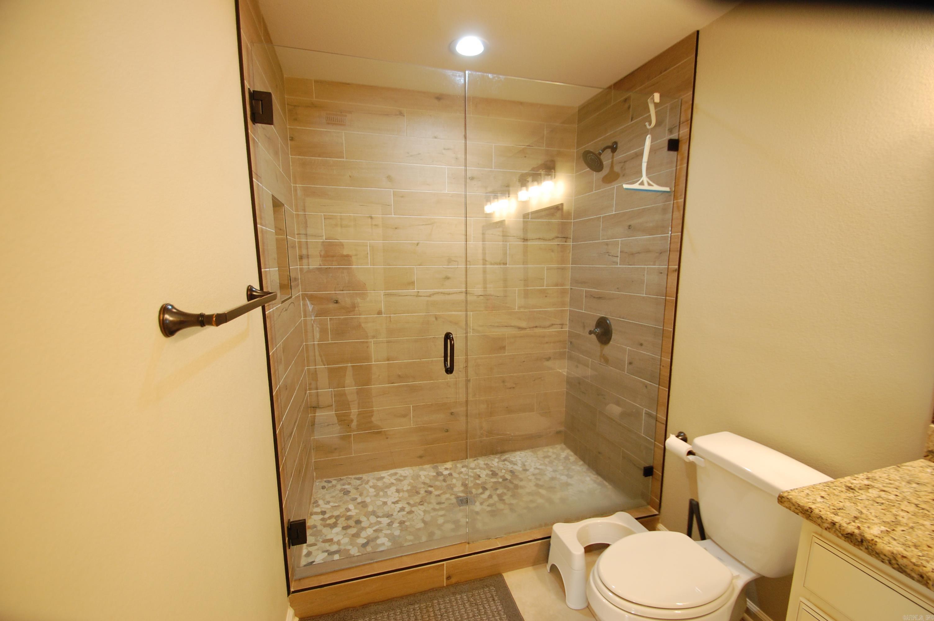 INDIANHEAD LAKES EST - Residential