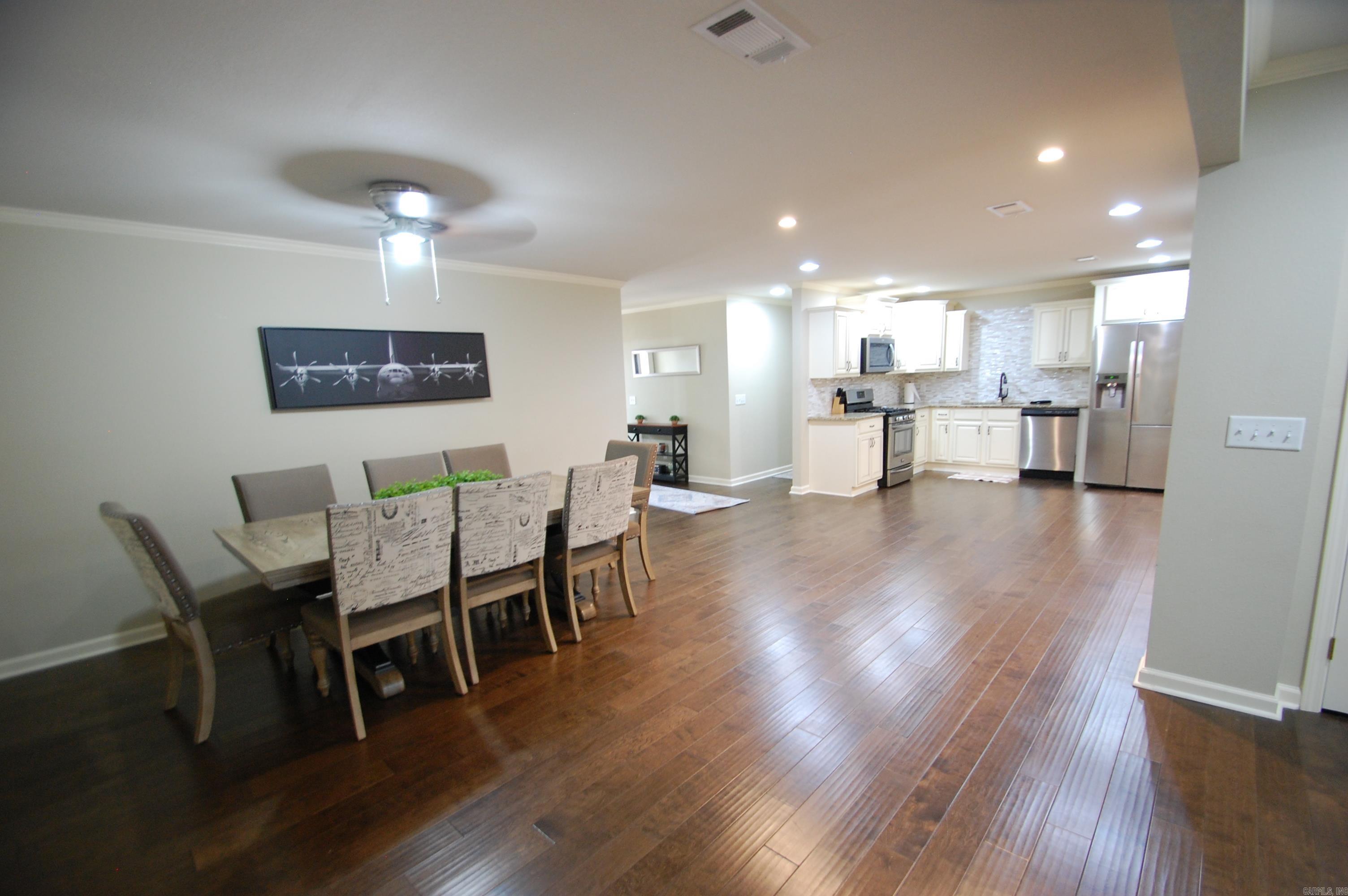 INDIANHEAD LAKES EST - Residential