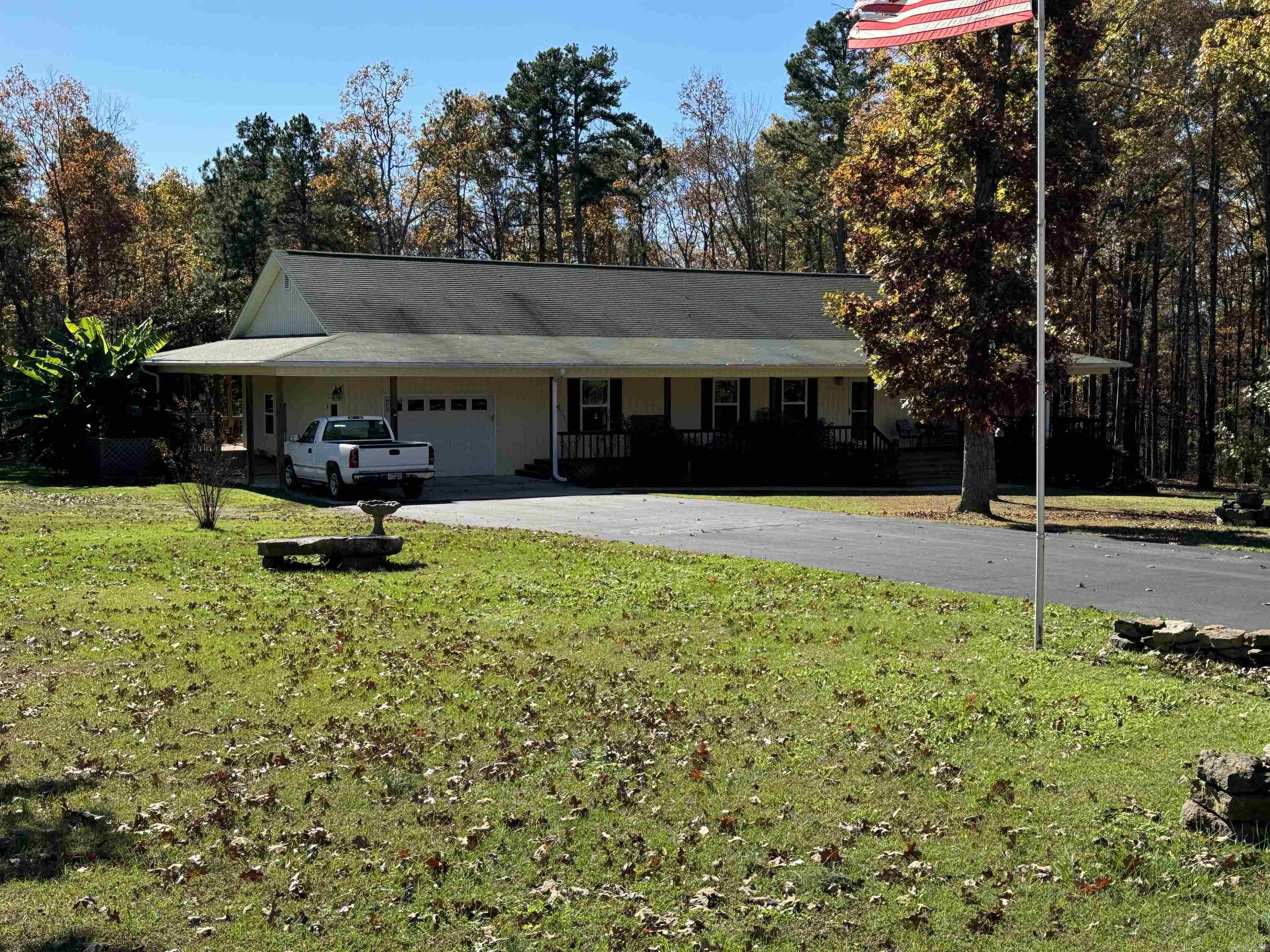 WOODLAND ACRES - Residential