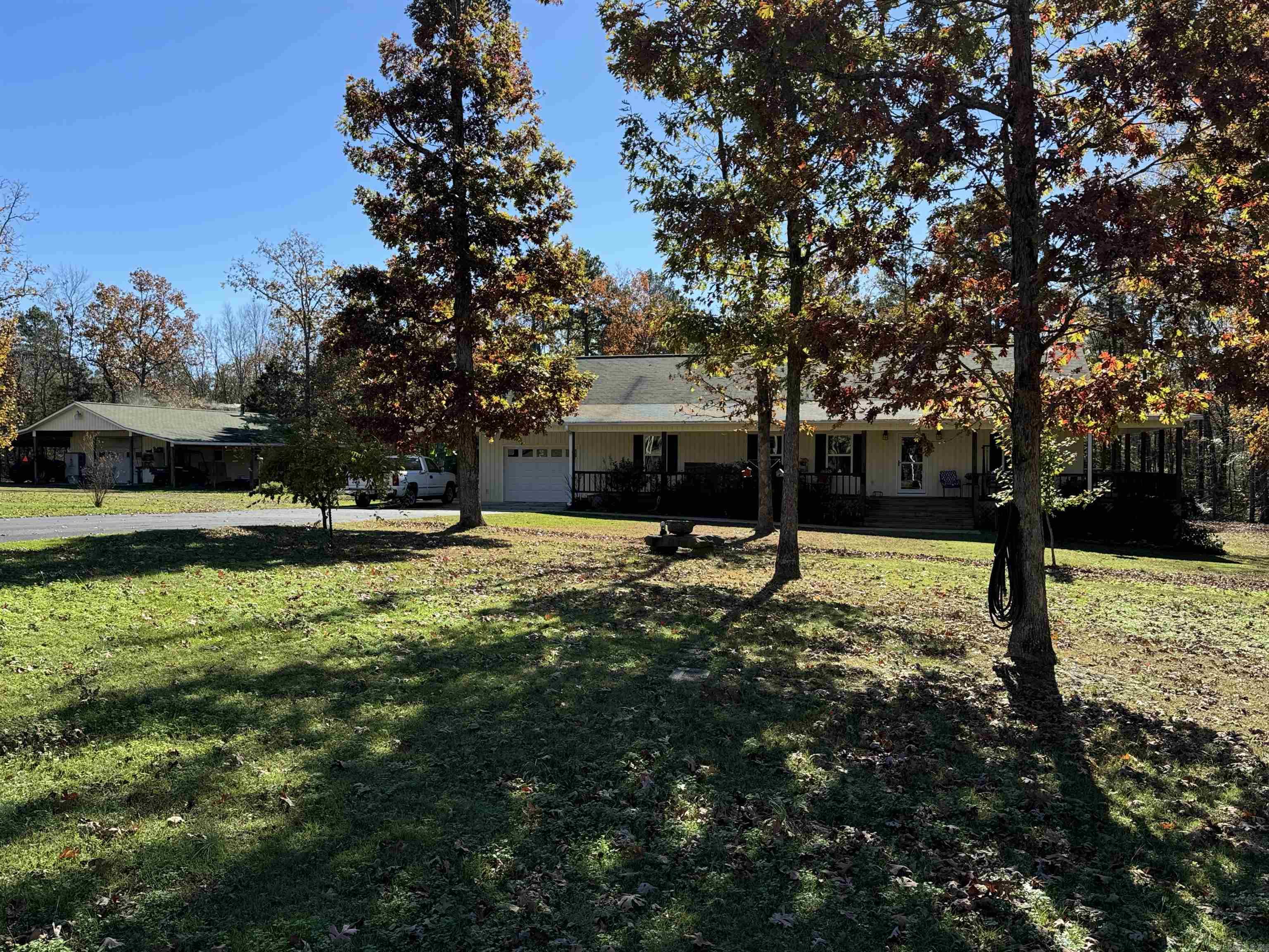 WOODLAND ACRES - Residential