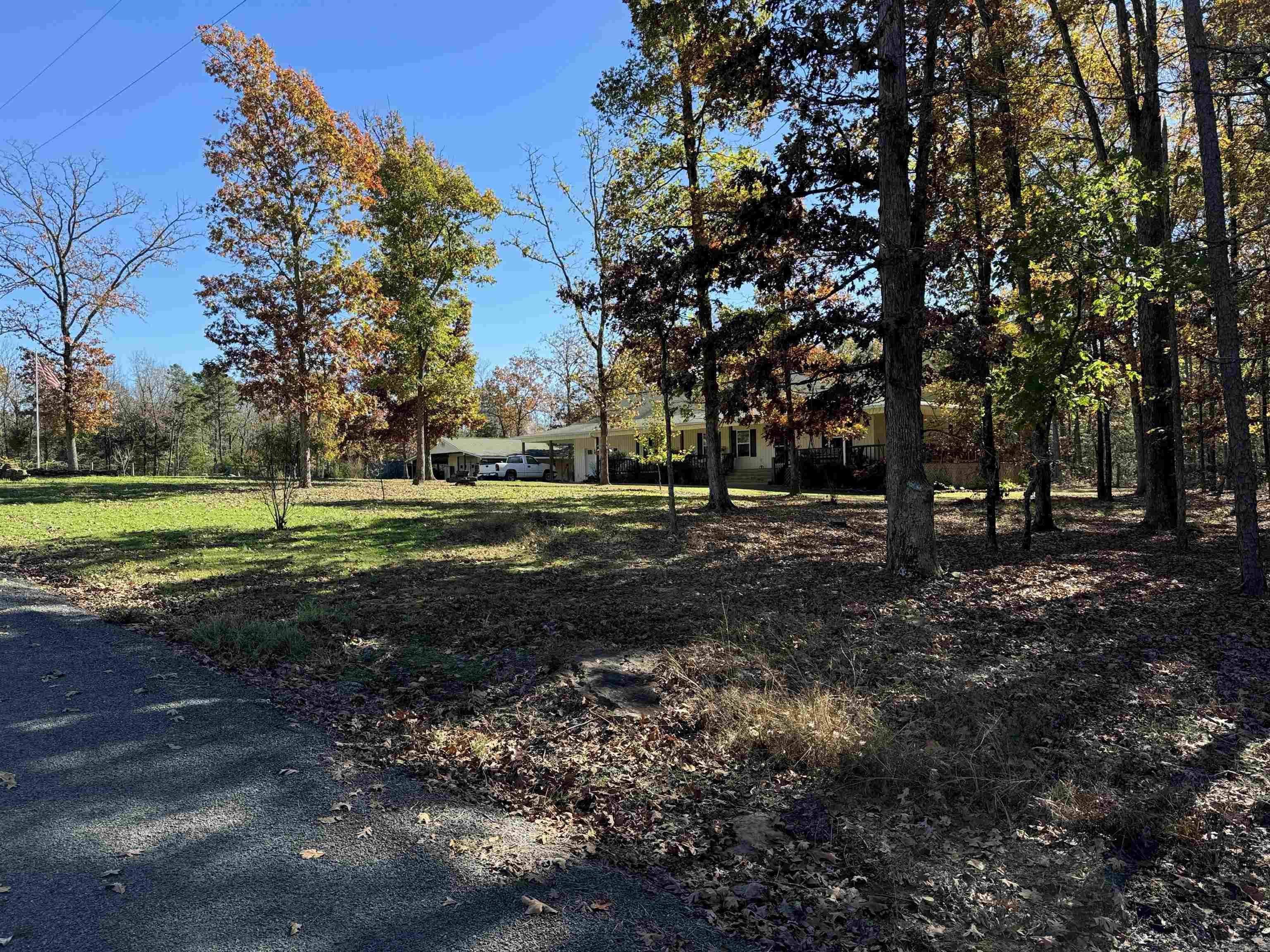 WOODLAND ACRES - Residential