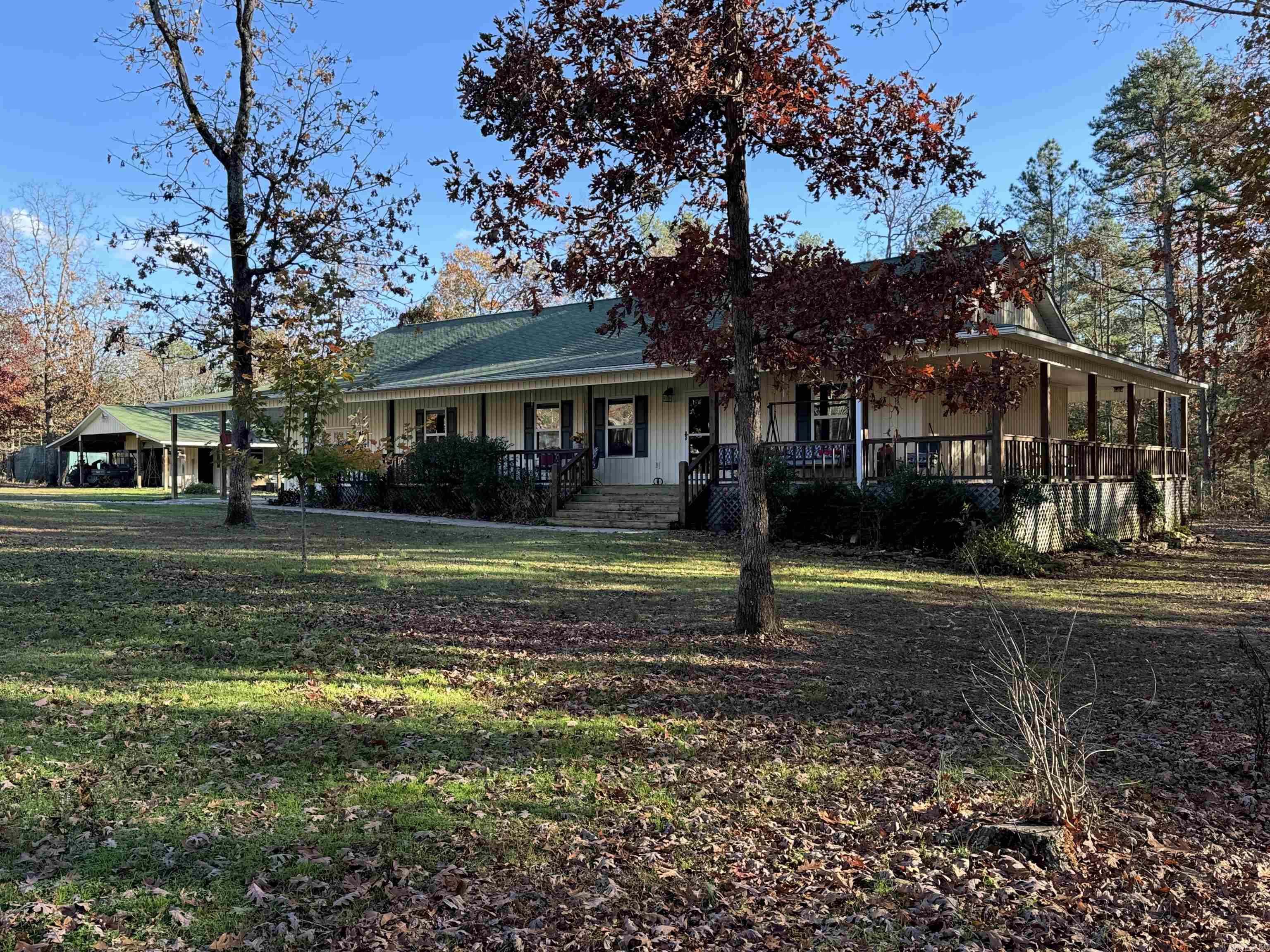 WOODLAND ACRES - Residential