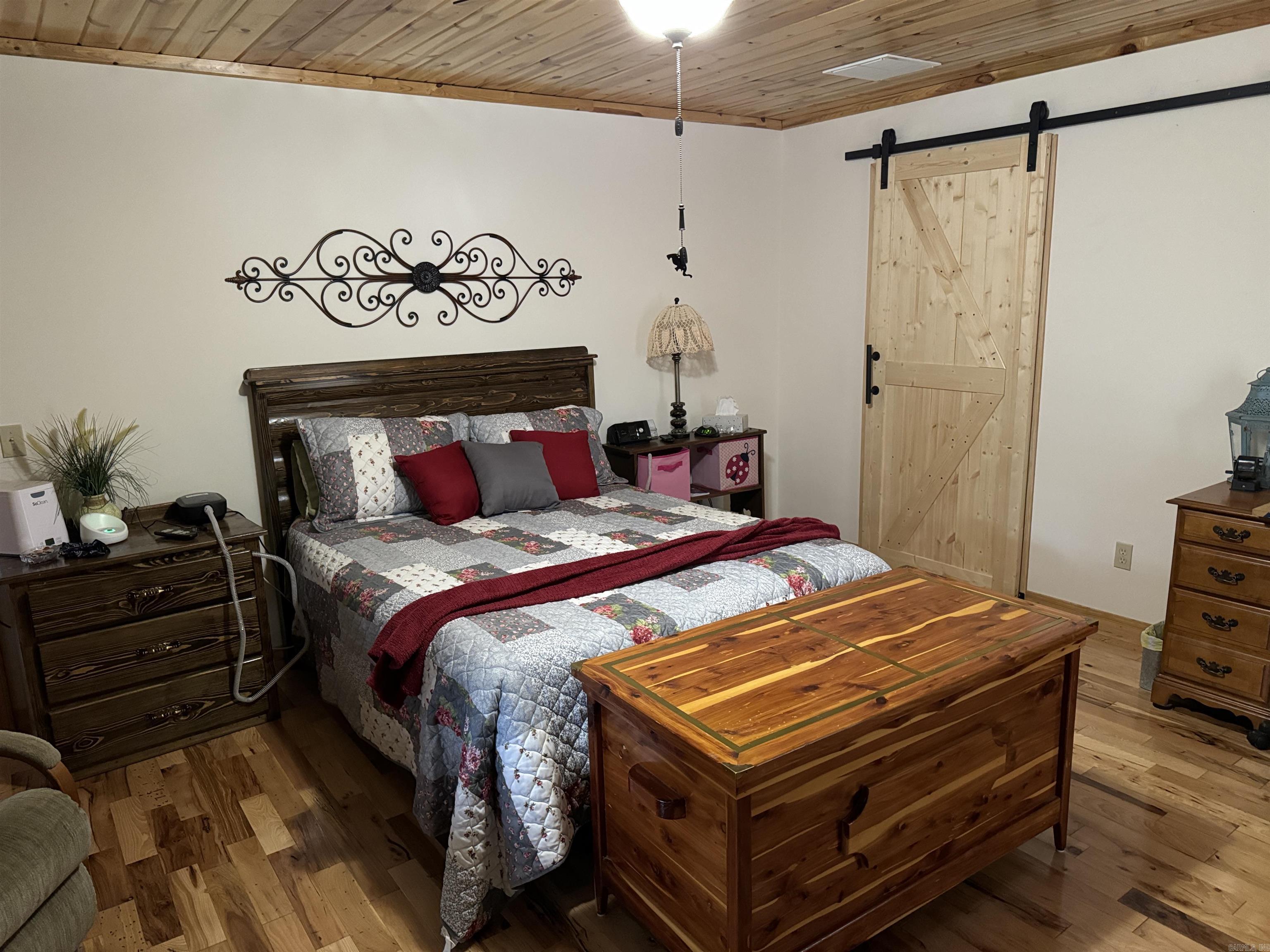 WOODLAND ACRES - Residential