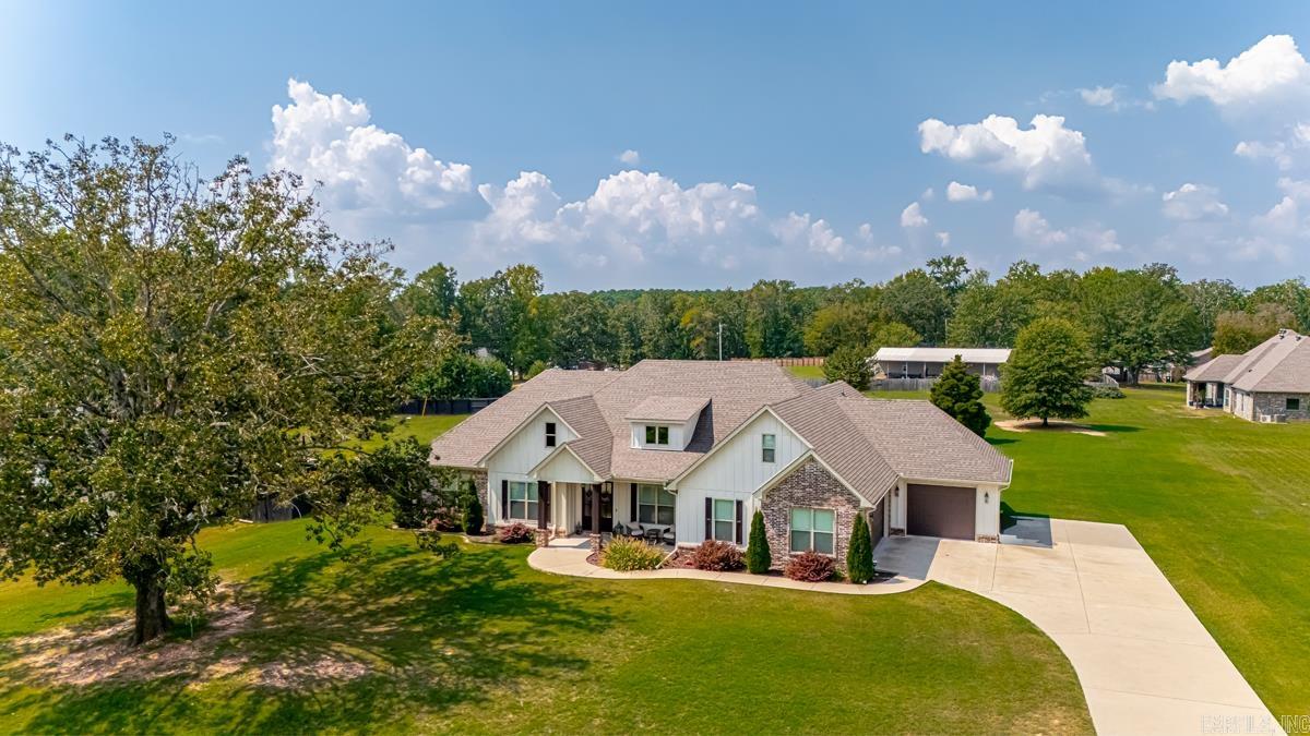 THE VINEYARD - Residential