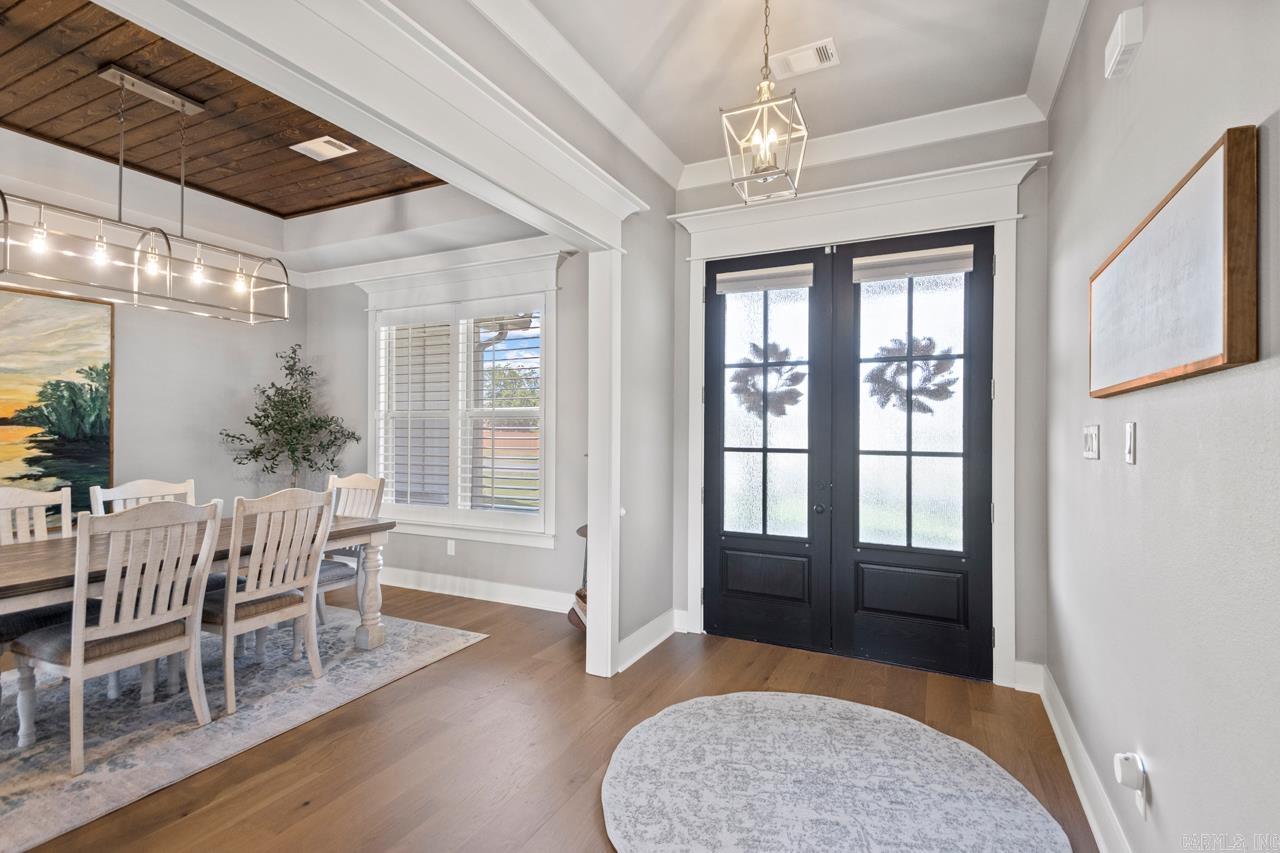 THE VINEYARD - Residential