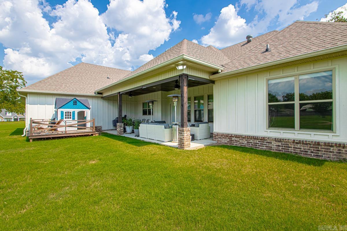 THE VINEYARD - Residential