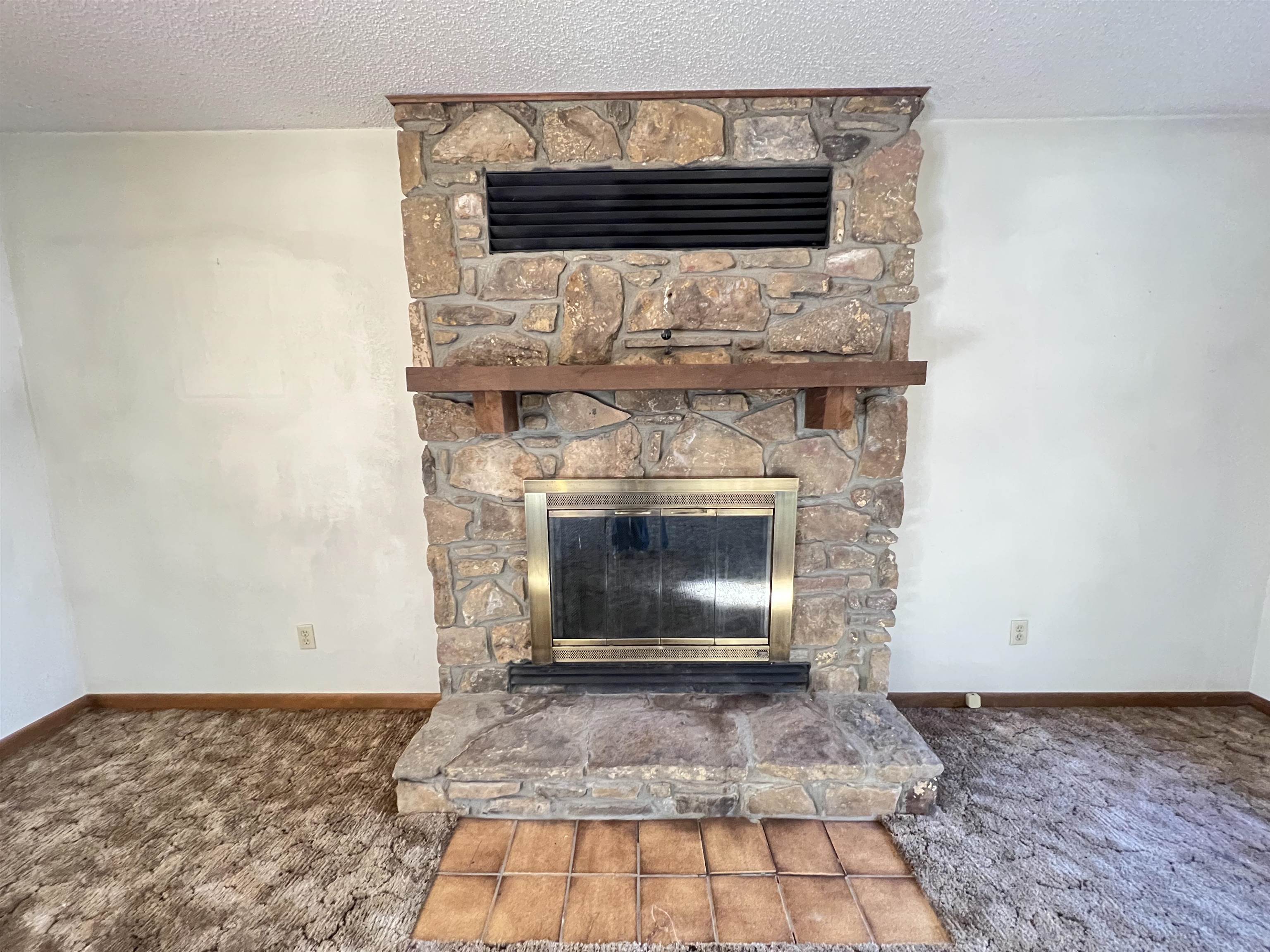 EAST LAKE - Residential