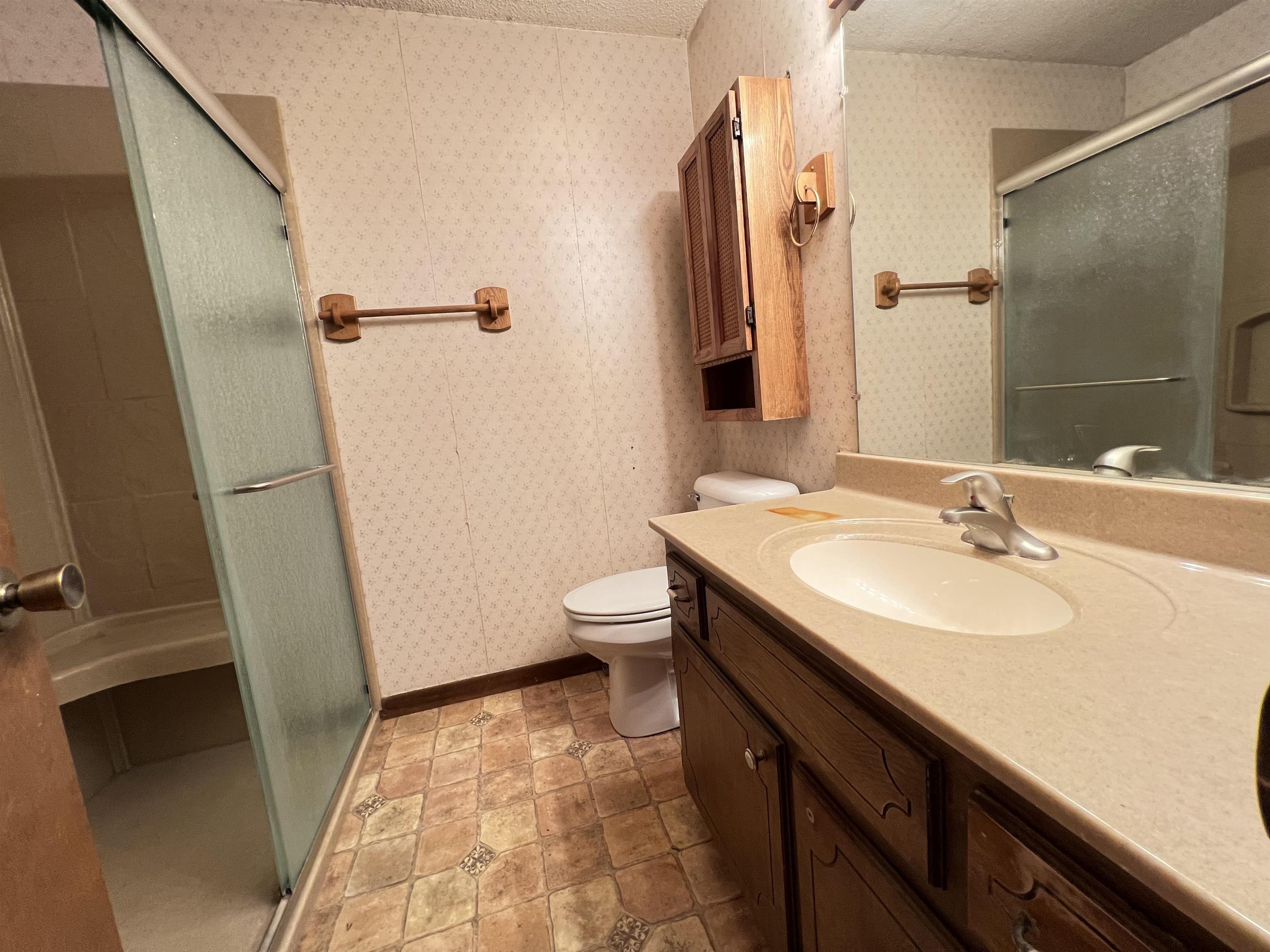 EAST LAKE - Residential