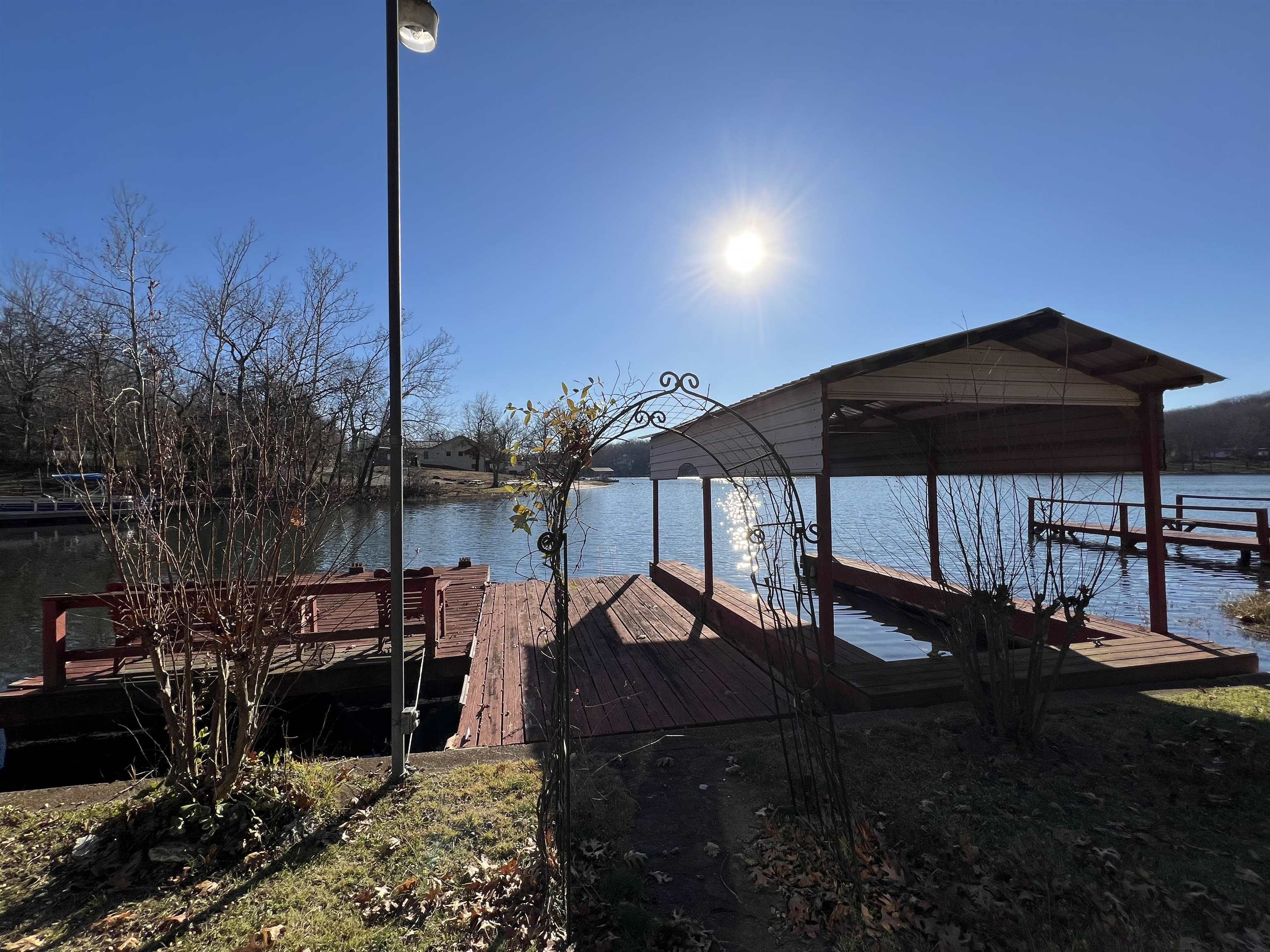 EAST LAKE - Residential