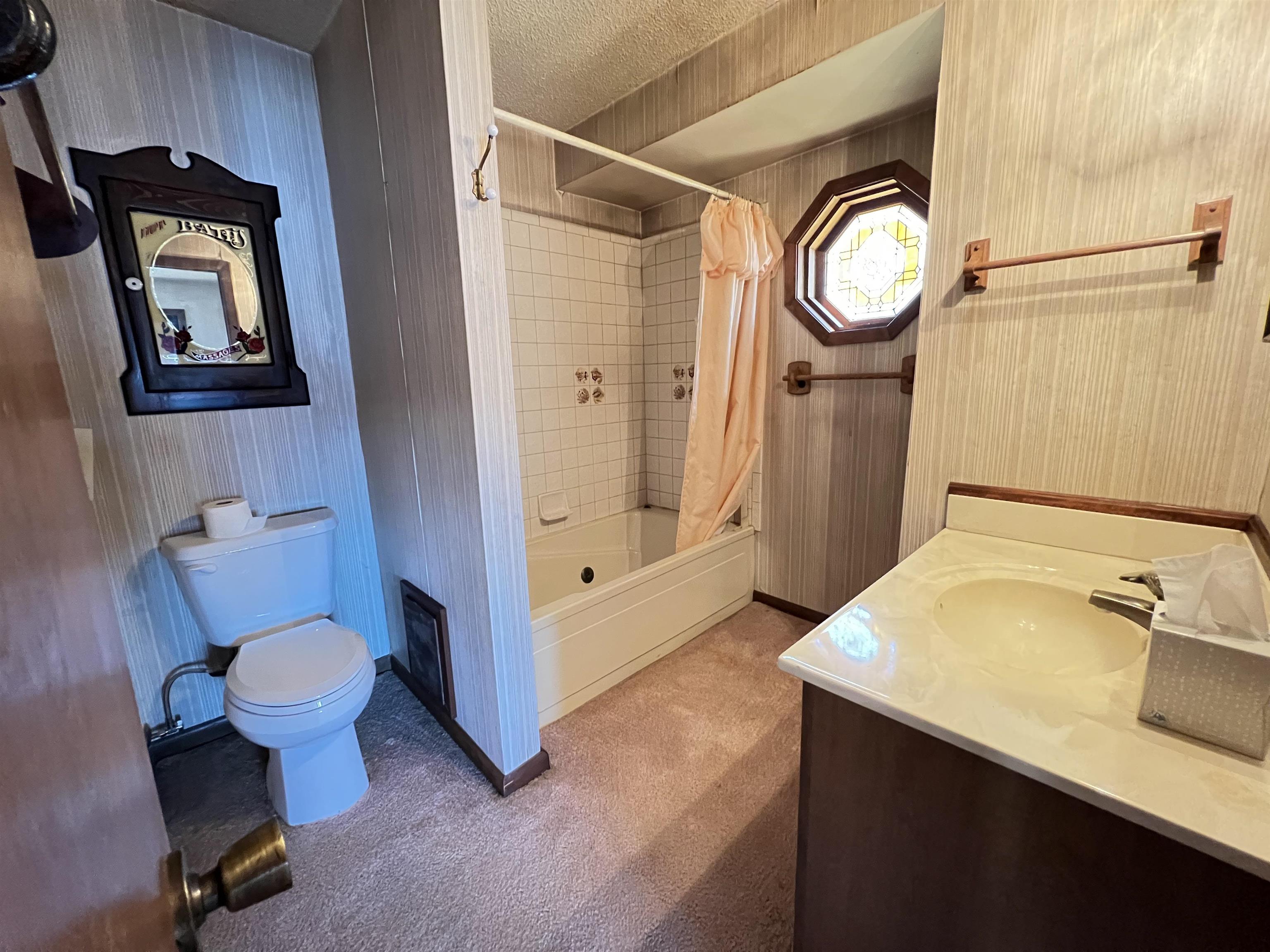 EAST LAKE - Residential