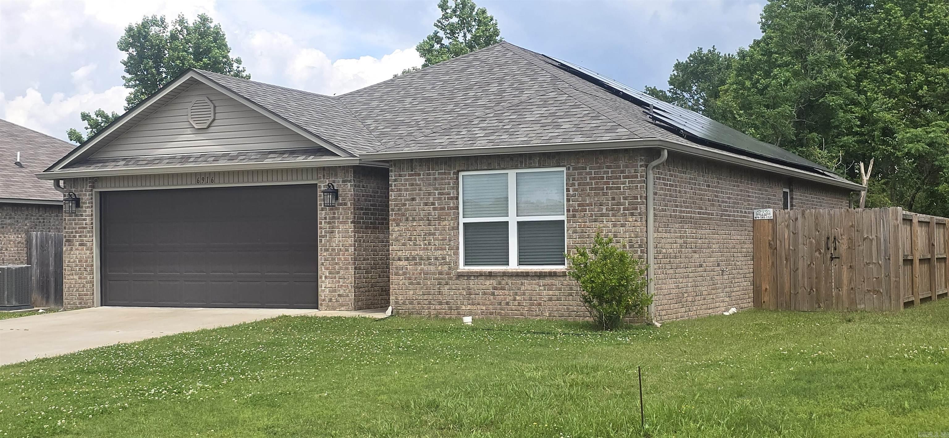 TRAMMEL ESTATES - Residential Lease