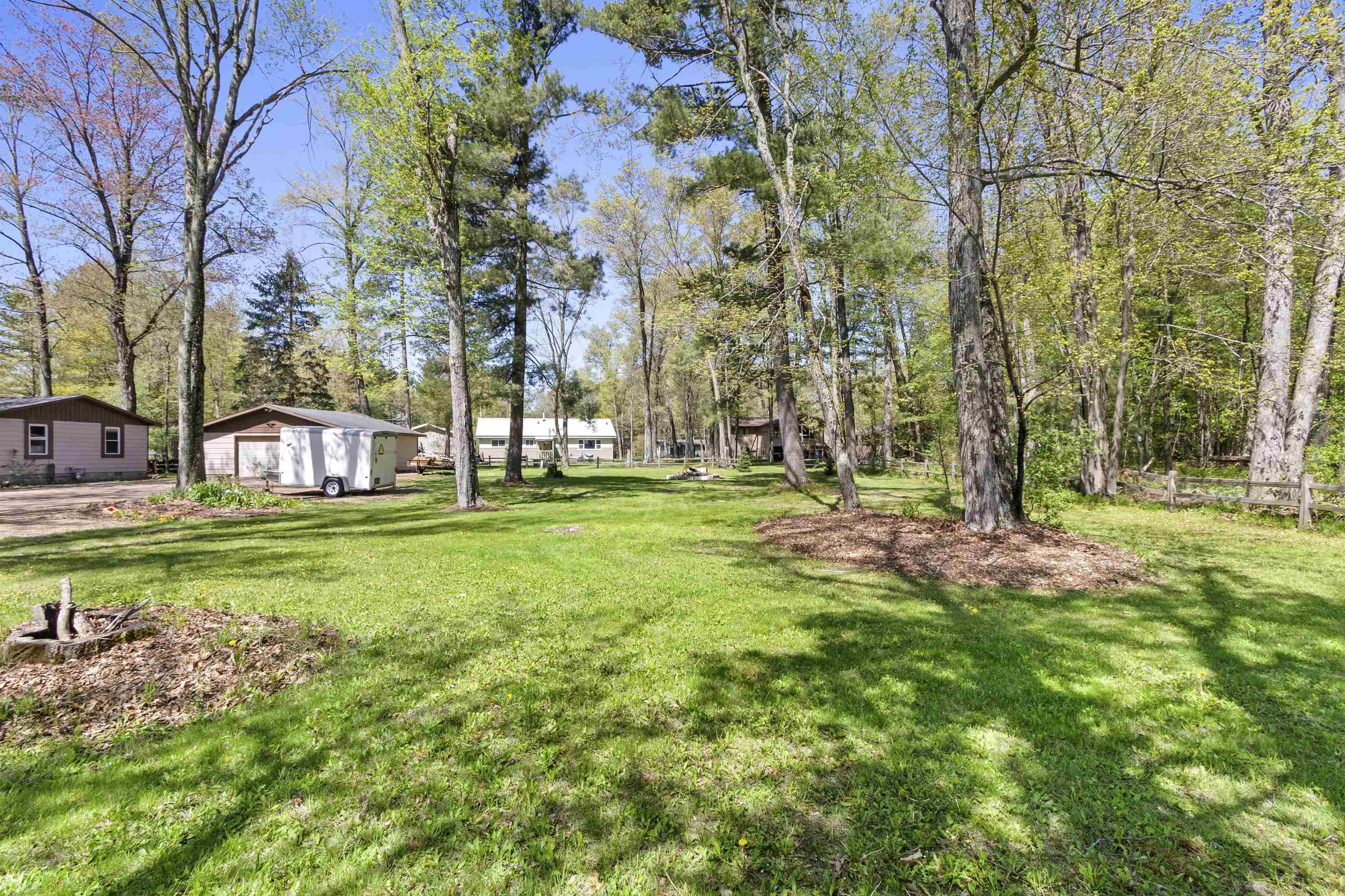 Shawano, Wisconsin 54166, United States, 3 Bedrooms Bedrooms, ,2 BathroomsBathrooms,Residential,Active,133645