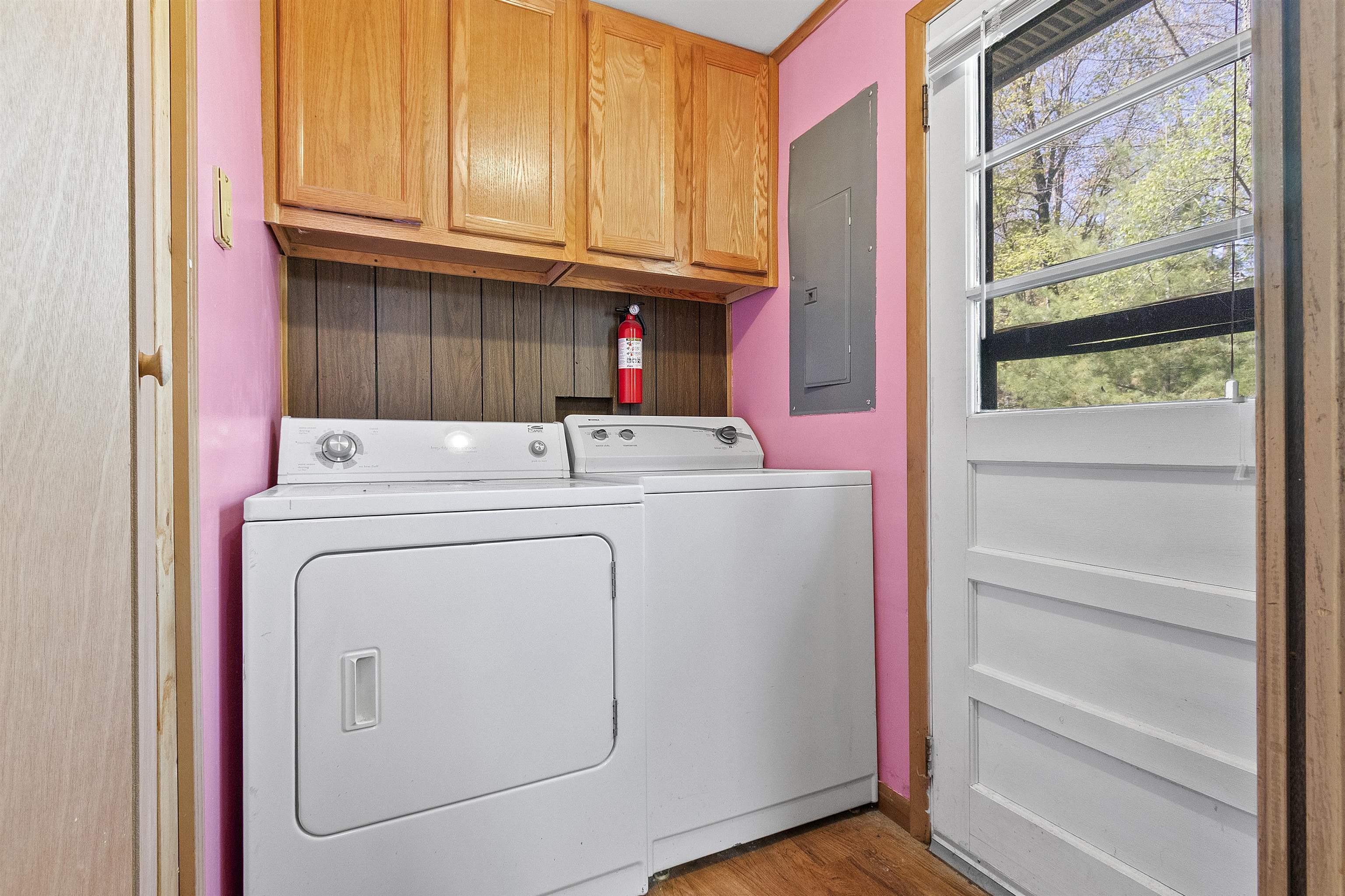 Shawano, Wisconsin 54166, United States, 3 Bedrooms Bedrooms, ,2 BathroomsBathrooms,Residential,Active,133645