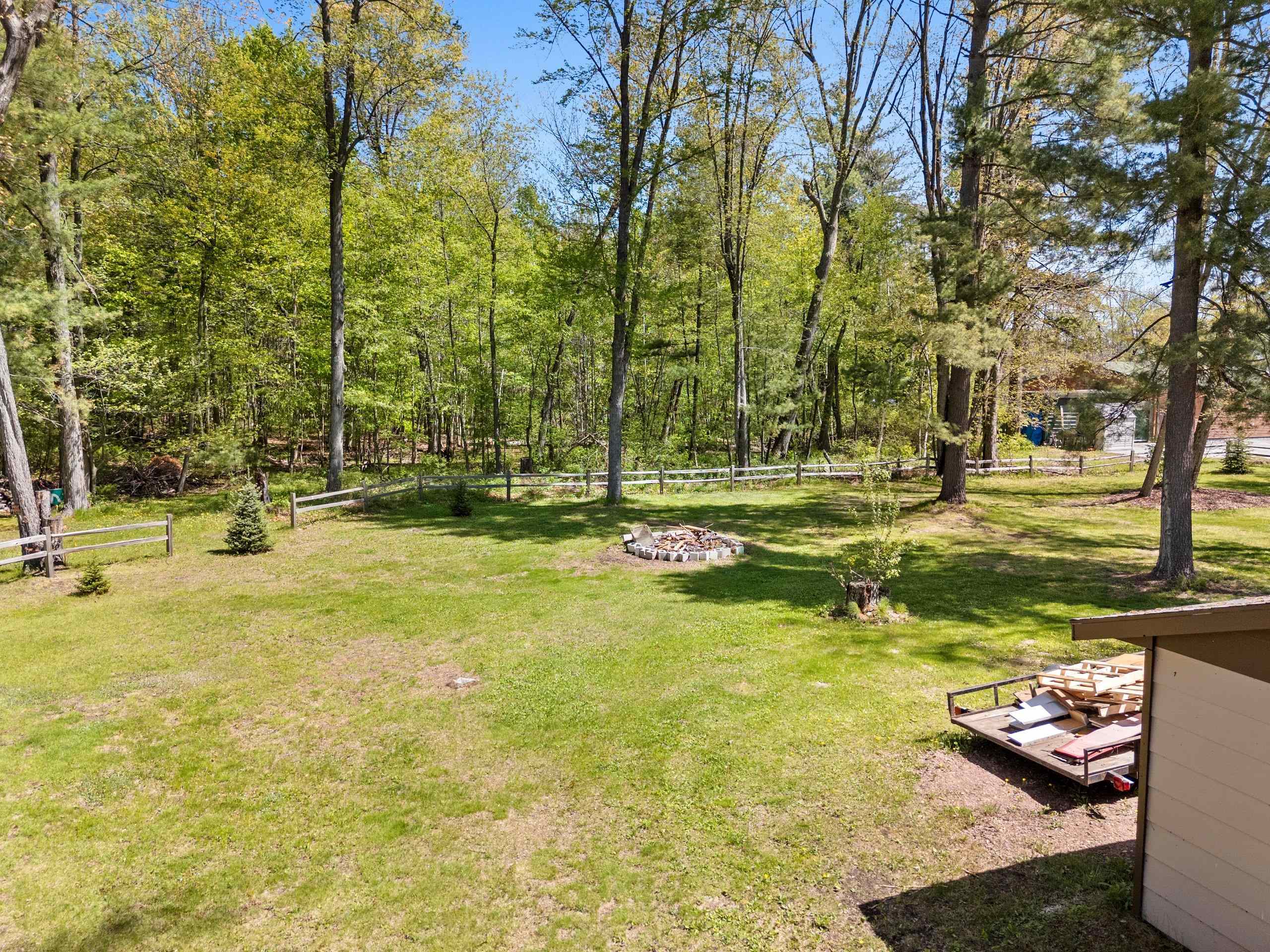 Shawano, Wisconsin 54166, United States, 3 Bedrooms Bedrooms, ,2 BathroomsBathrooms,Residential,Active,133645