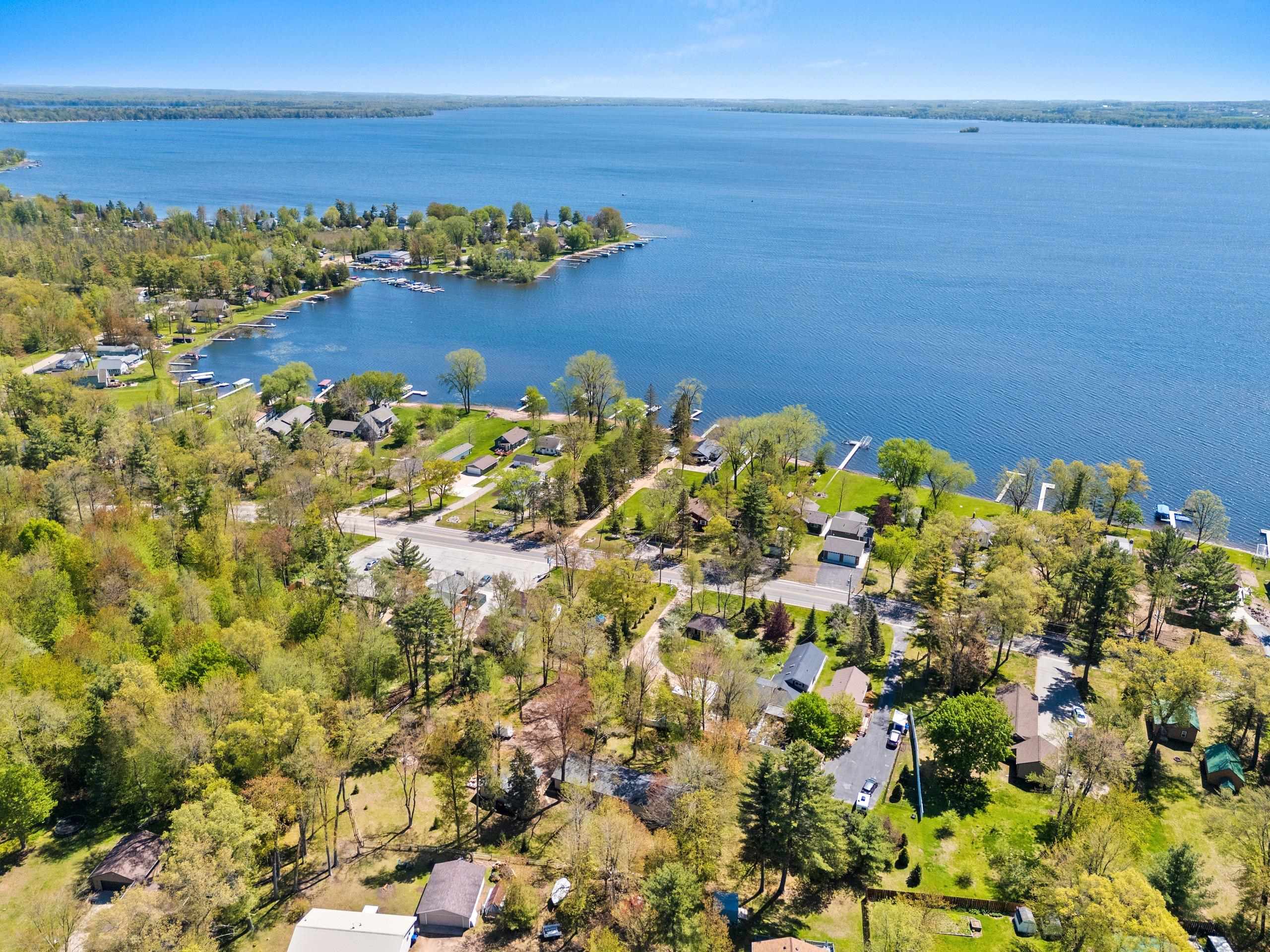 Shawano, Wisconsin 54166, United States, 3 Bedrooms Bedrooms, ,2 BathroomsBathrooms,Residential,Active,133645