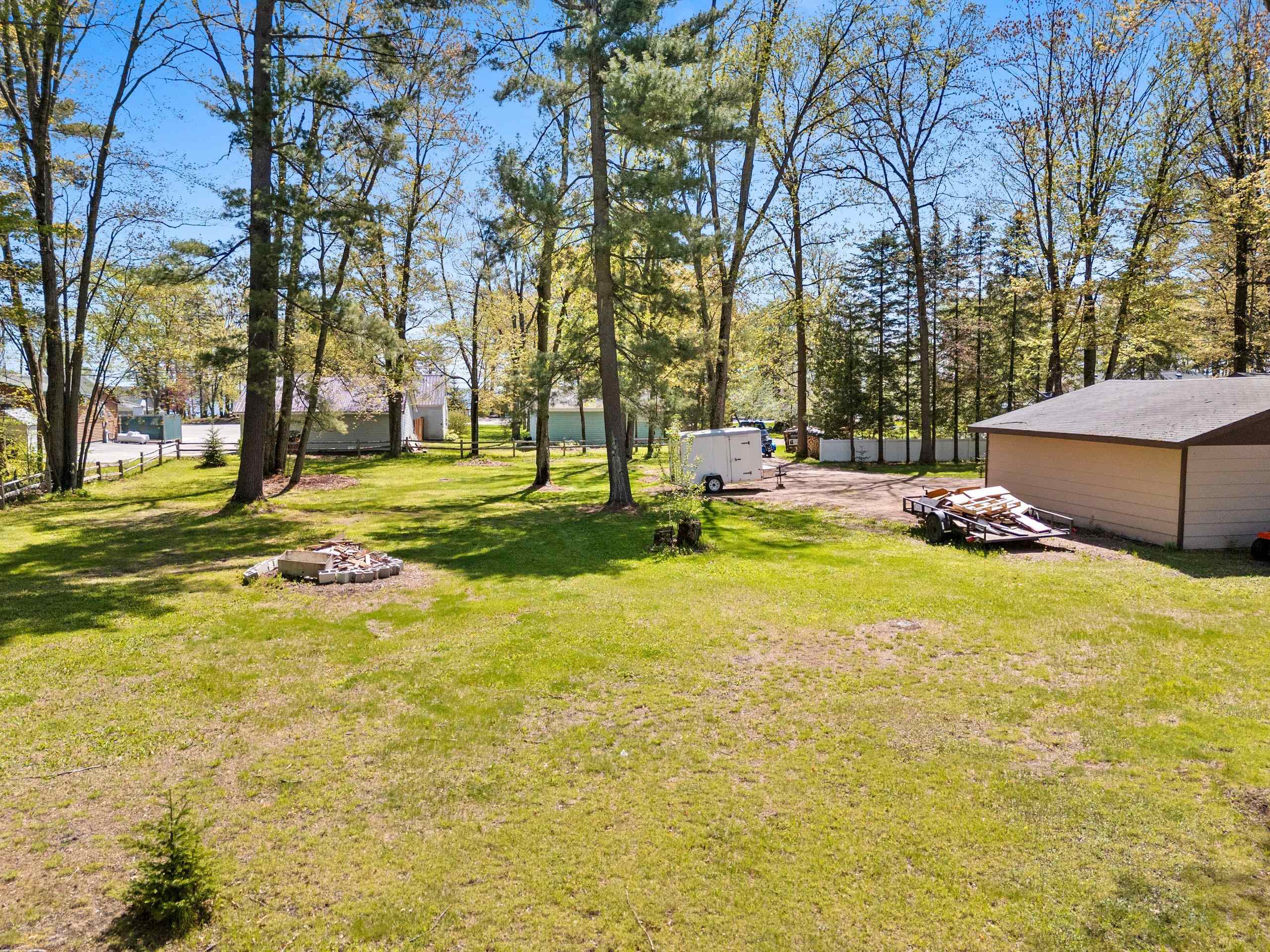 Shawano, Wisconsin 54166, United States, 3 Bedrooms Bedrooms, ,2 BathroomsBathrooms,Residential,Active,133645