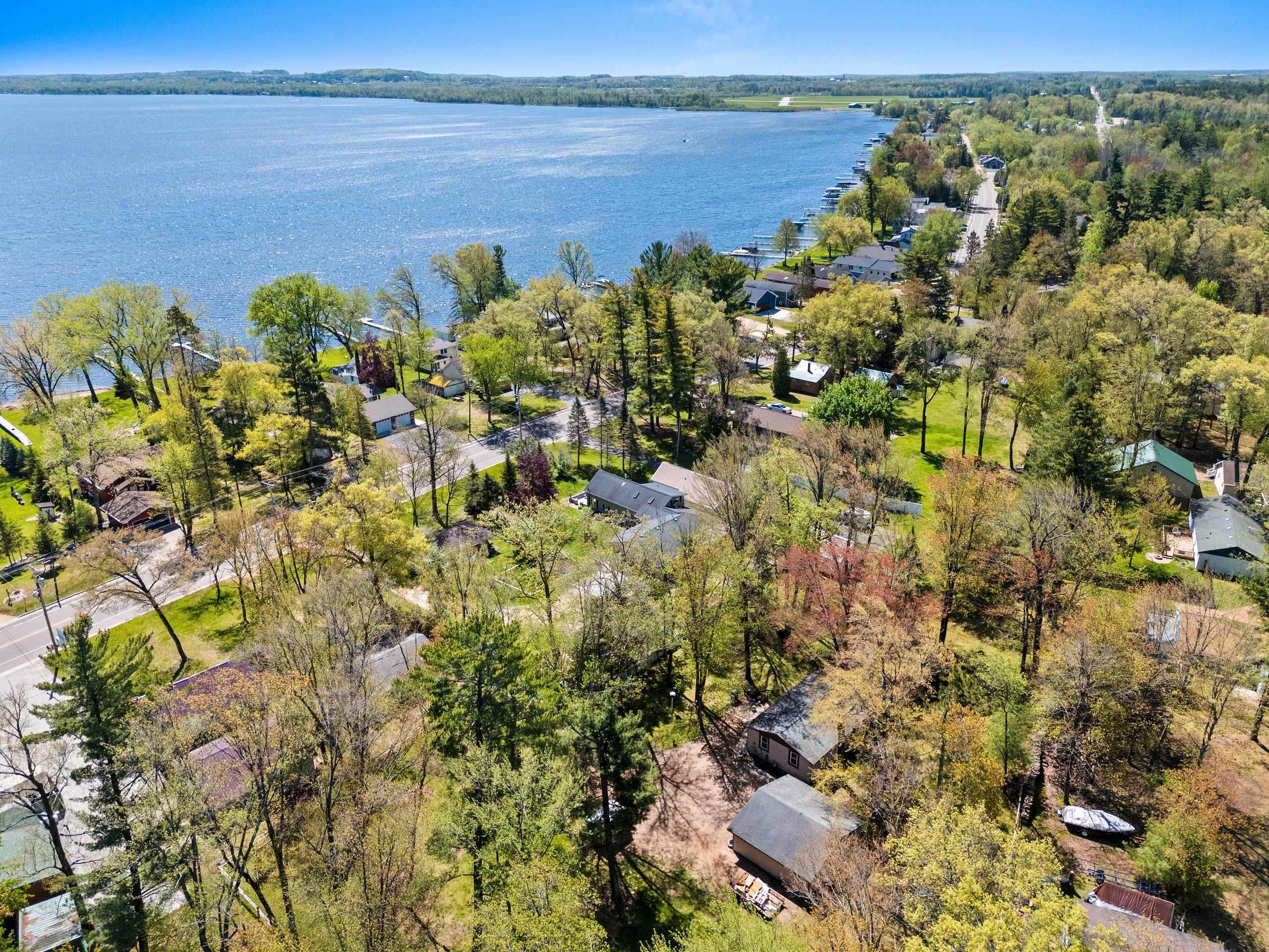 Shawano, Wisconsin 54166, United States, 3 Bedrooms Bedrooms, ,2 BathroomsBathrooms,Residential,Active,133645