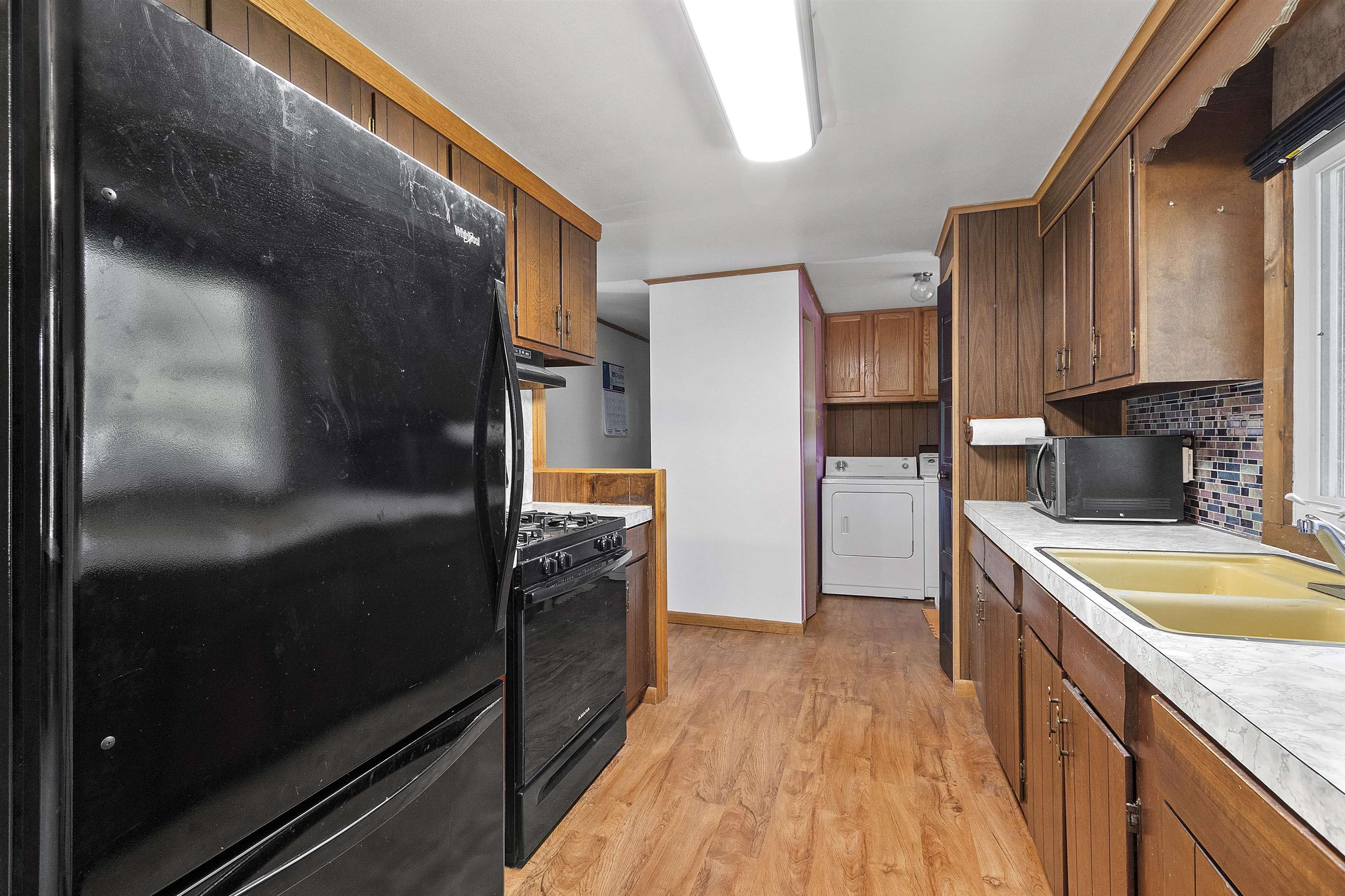 Shawano, Wisconsin 54166, United States, 3 Bedrooms Bedrooms, ,2 BathroomsBathrooms,Residential,Active,133645