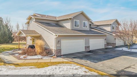 Photo of 1072 W WILLIS Way, APPLETON, WI 54913 (MLS # 50321282)