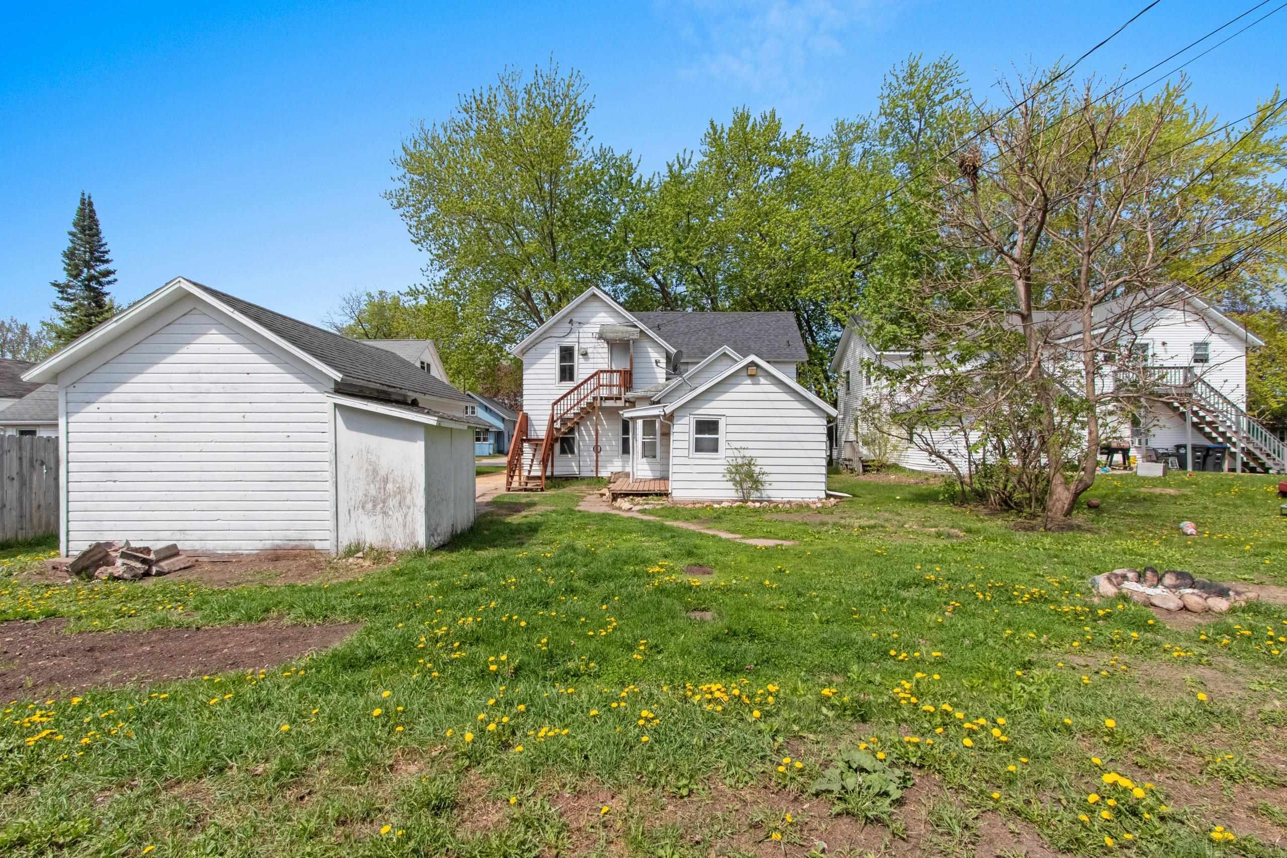 Shawano, Wisconsin 54166, United States, 4 Bedrooms Bedrooms, ,2 BathroomsBathrooms,Residential,Active,194310