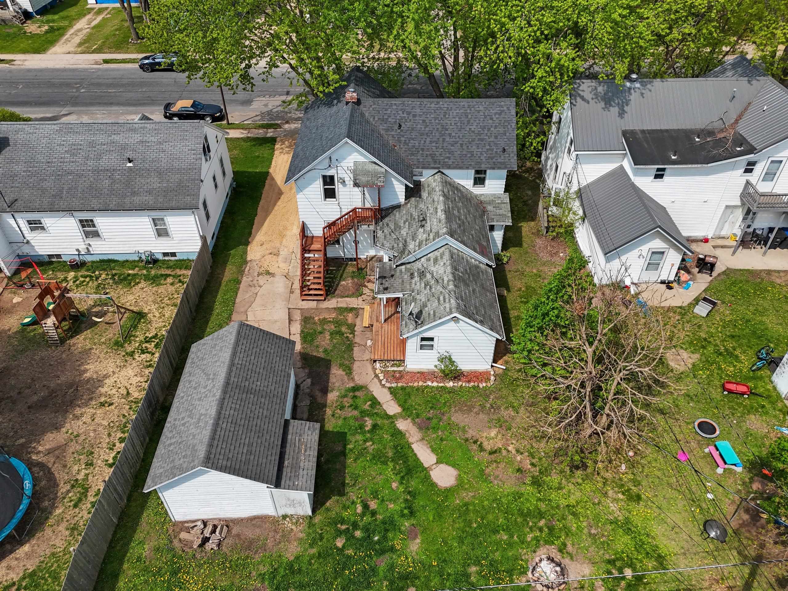 Shawano, Wisconsin 54166, United States, 4 Bedrooms Bedrooms, ,2 BathroomsBathrooms,Residential,Active,194310