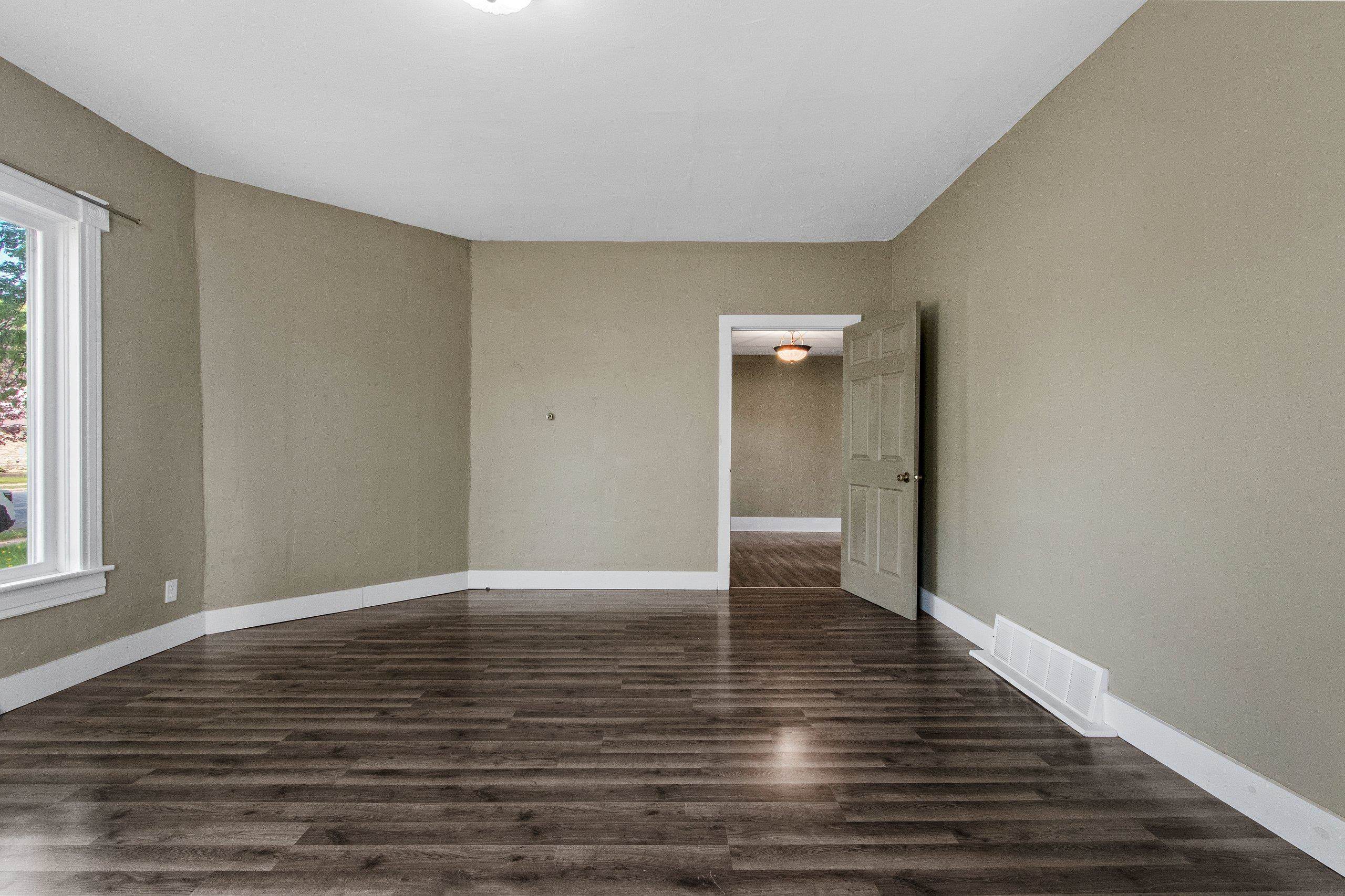 Shawano, Wisconsin 54166, United States, 4 Bedrooms Bedrooms, ,2 BathroomsBathrooms,Residential,Active,194310