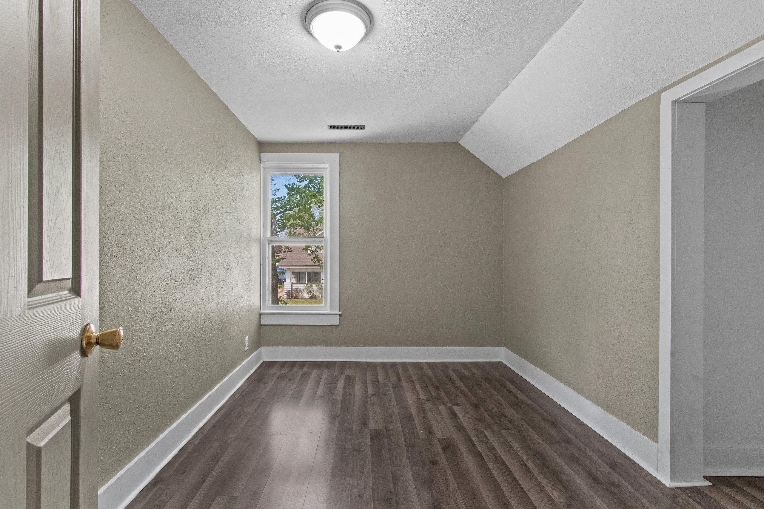 Shawano, Wisconsin 54166, United States, 4 Bedrooms Bedrooms, ,2 BathroomsBathrooms,Residential,Active,194310