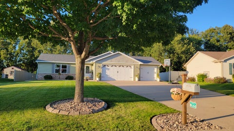 Photo of W6360 GOOSE CREEK Circle, GREENVILLE, WI 54942 (MLS # 50332738)
