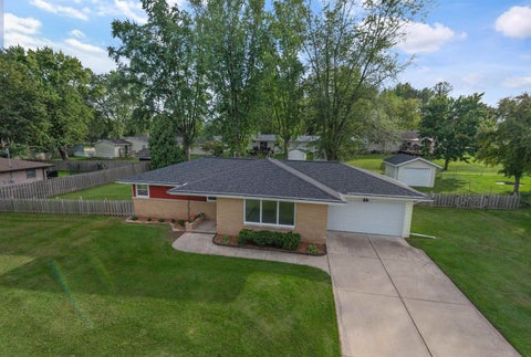 Photo of 1607 CORMIER Road, GREEN BAY, WI 54313 (MLS # 50332865)