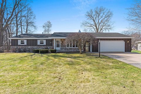 2245 LARKSPUR Drive APPLETON WI 54915