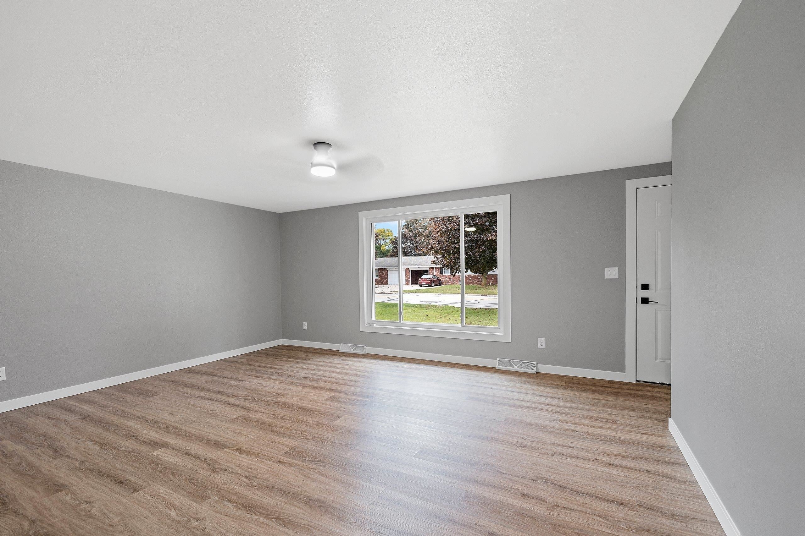 1741 ARNOLD Drive