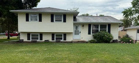 Photo of 1021 CLAUDE Street, MENASHA, WI 54952 (MLS # 50327272)