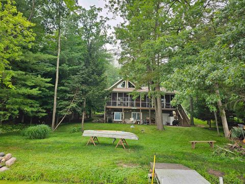 Photo of 150 LAKE SHORE Drive, IOLA, WI 54945 (MLS # 50312636)