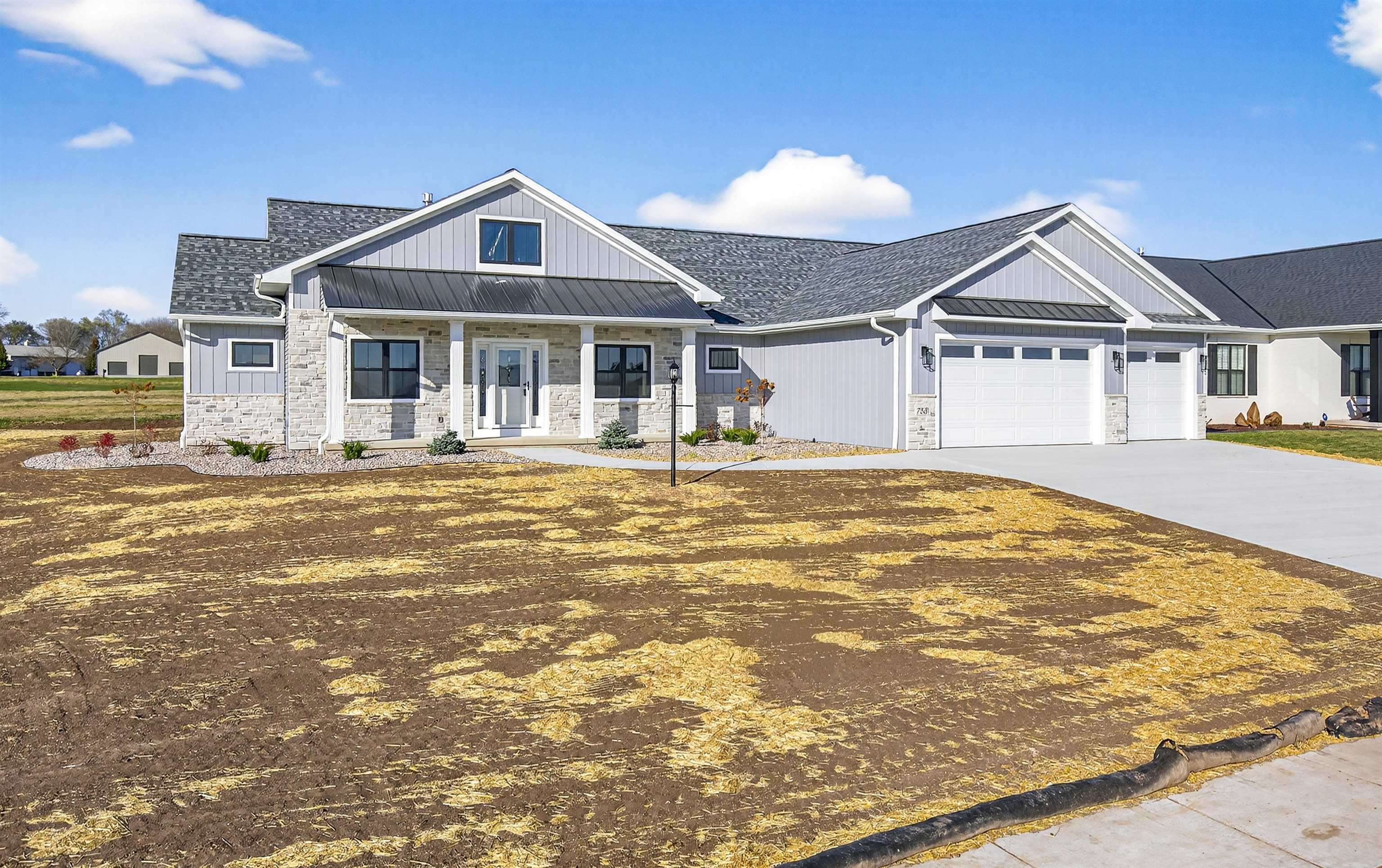 758 ROYAL ST PATS Drive