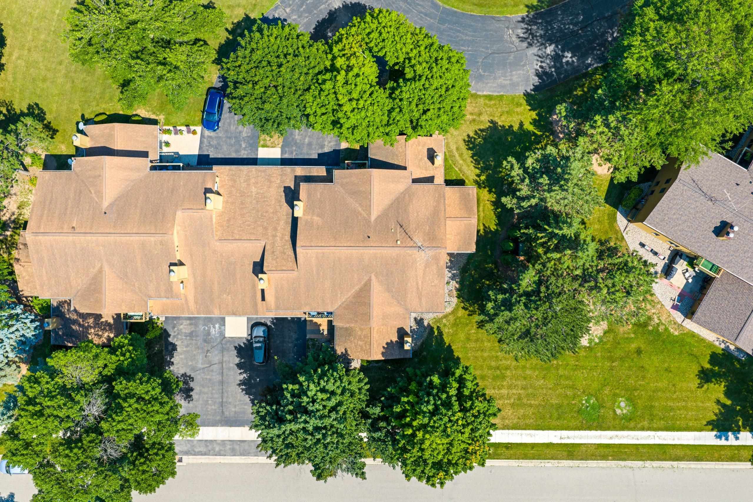 Neenah, Wisconsin 54956, United States, 2 Bedrooms Bedrooms, ,2 BathroomsBathrooms,Residential,Active,181983