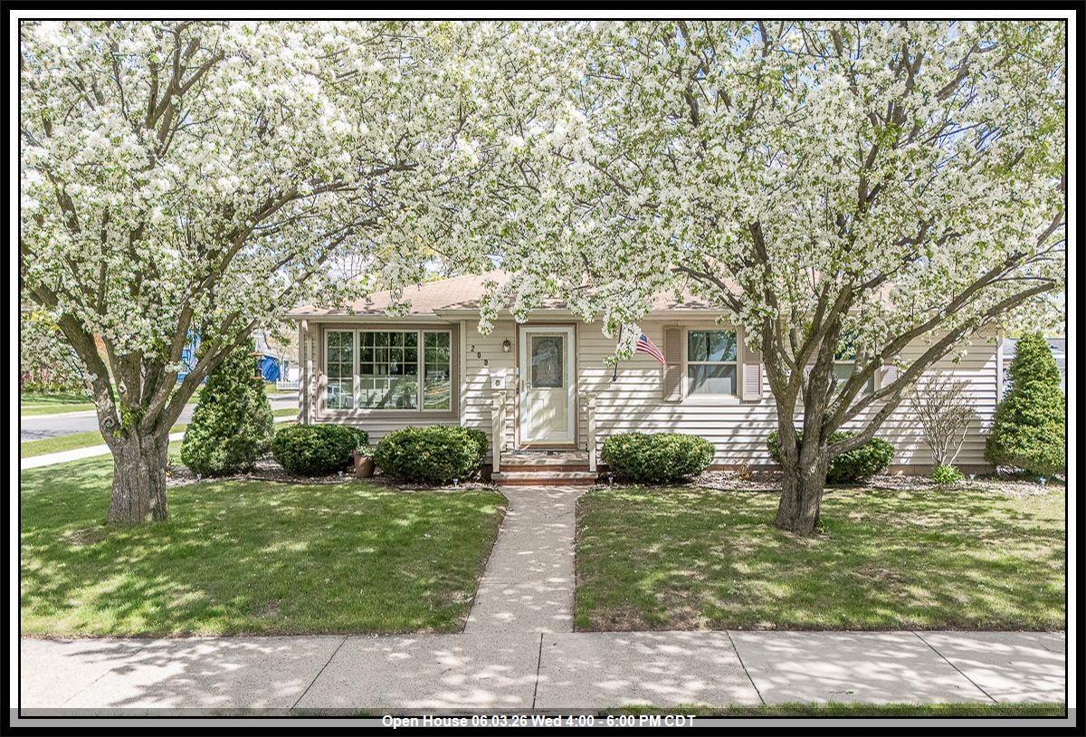Photo 1 of 65 — 200 E PERSHING Street, APPLETON, WI 54911
