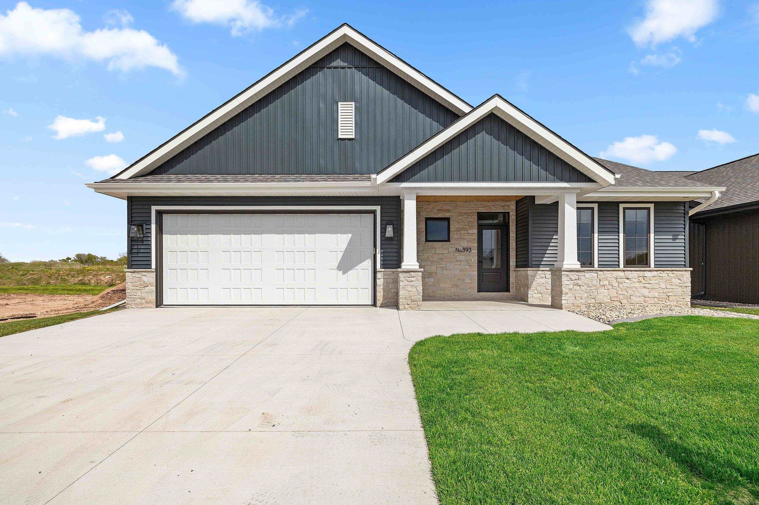 Photo 1 of 72 — 393 FARMHOUSE Lane, COMBINED LOCKS, WI 54113